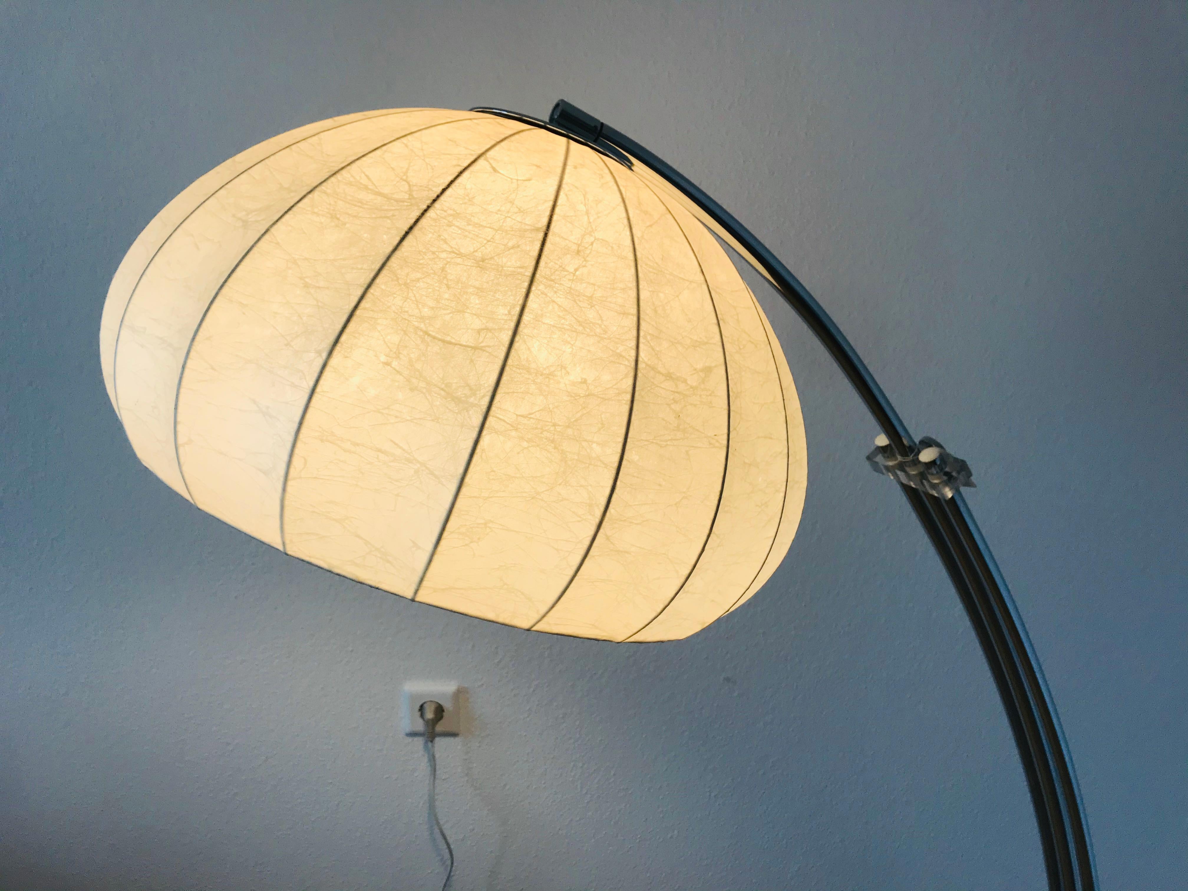 Synthetic Large and Heavy Marble Base Mid-Century Modern Cocoon Floor Lamp, 1960s, Italy For Sale