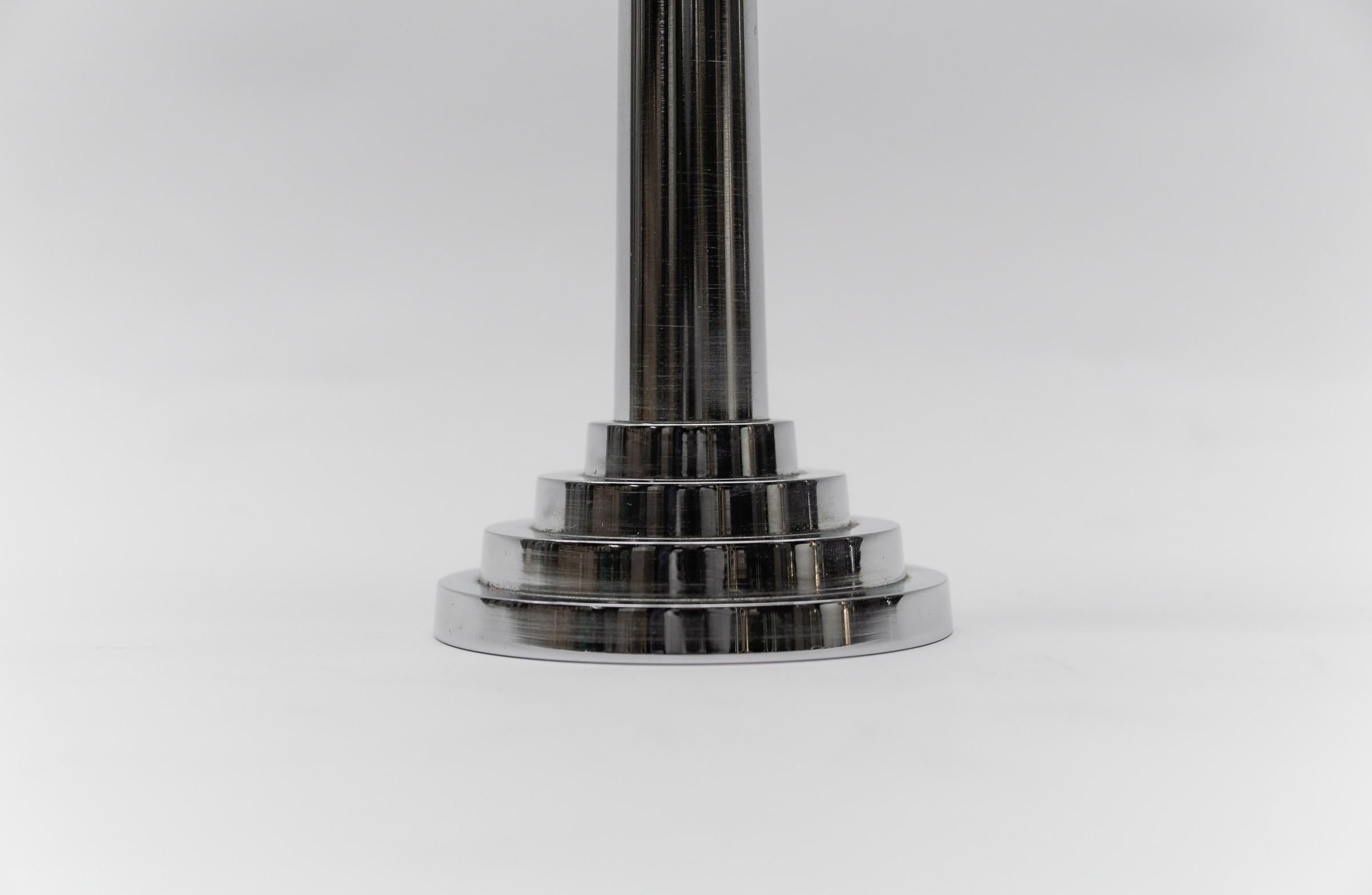 Late 20th Century Large and Heavy Mid-Century Modern Tv-Tower Sculpture, 1970s For Sale