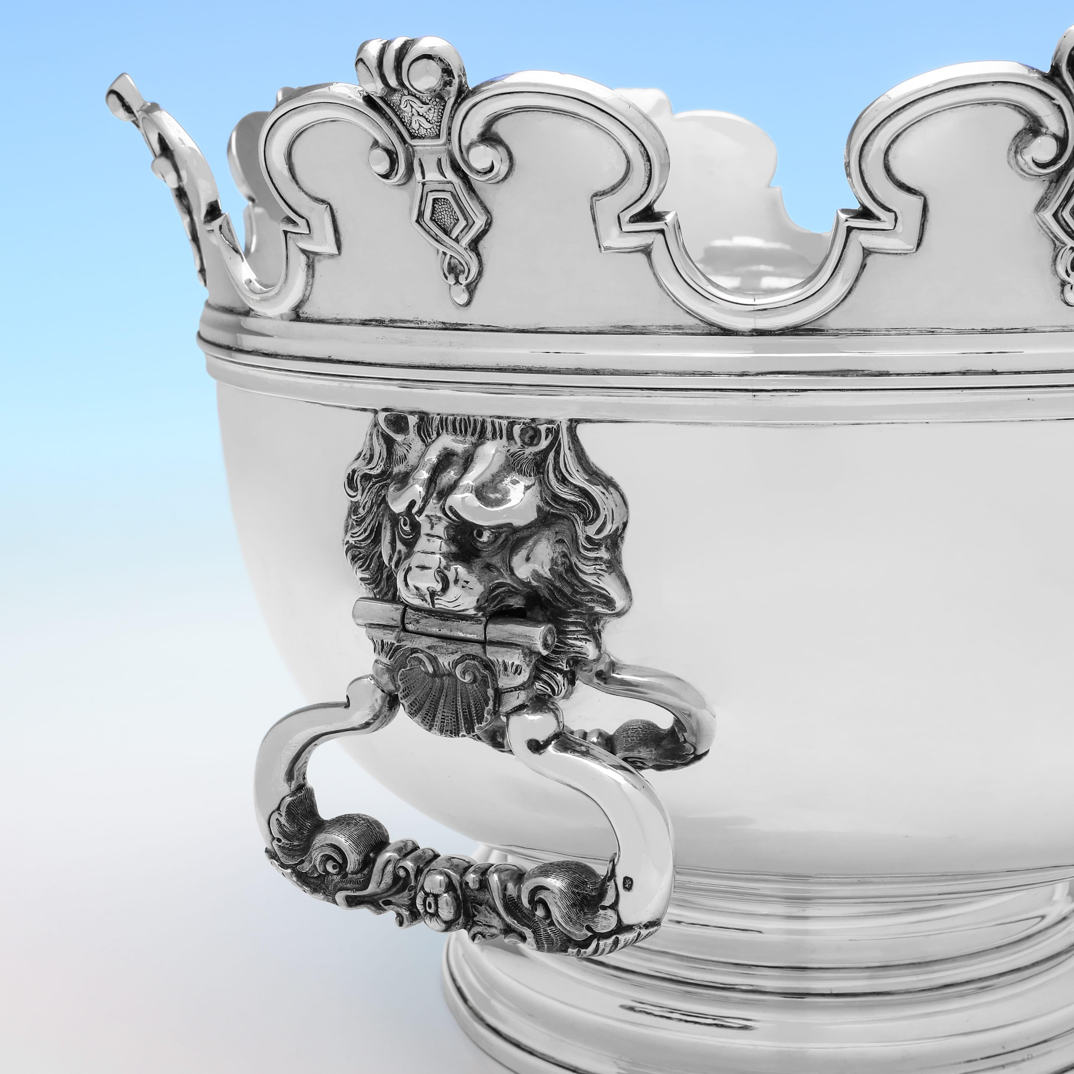 Gran y pesado cuenco victoriano Monteith de plata de ley fabricado en 1900 Victoriano en venta