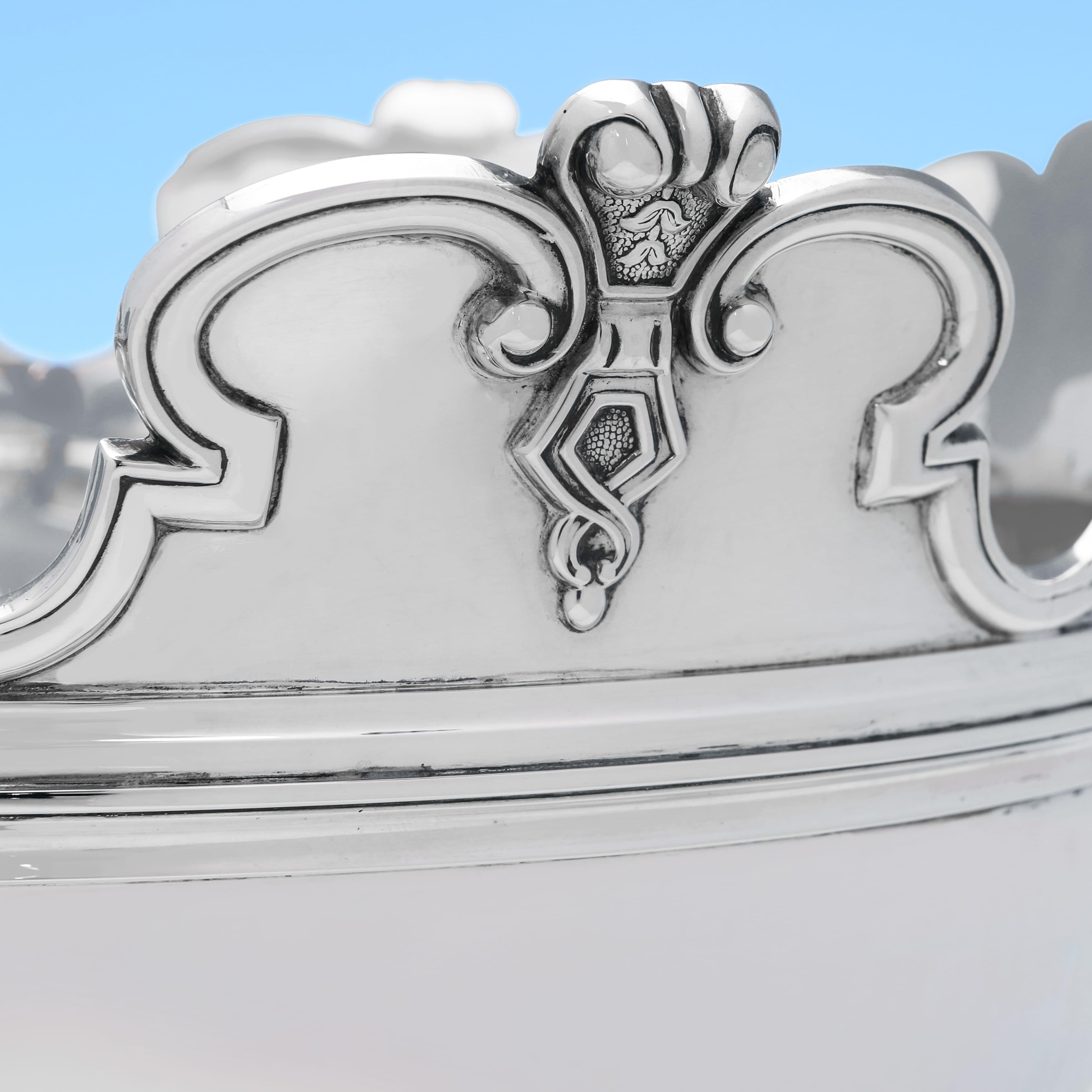 Gran y pesado cuenco victoriano Monteith de plata de ley fabricado en 1900 Inglés en venta