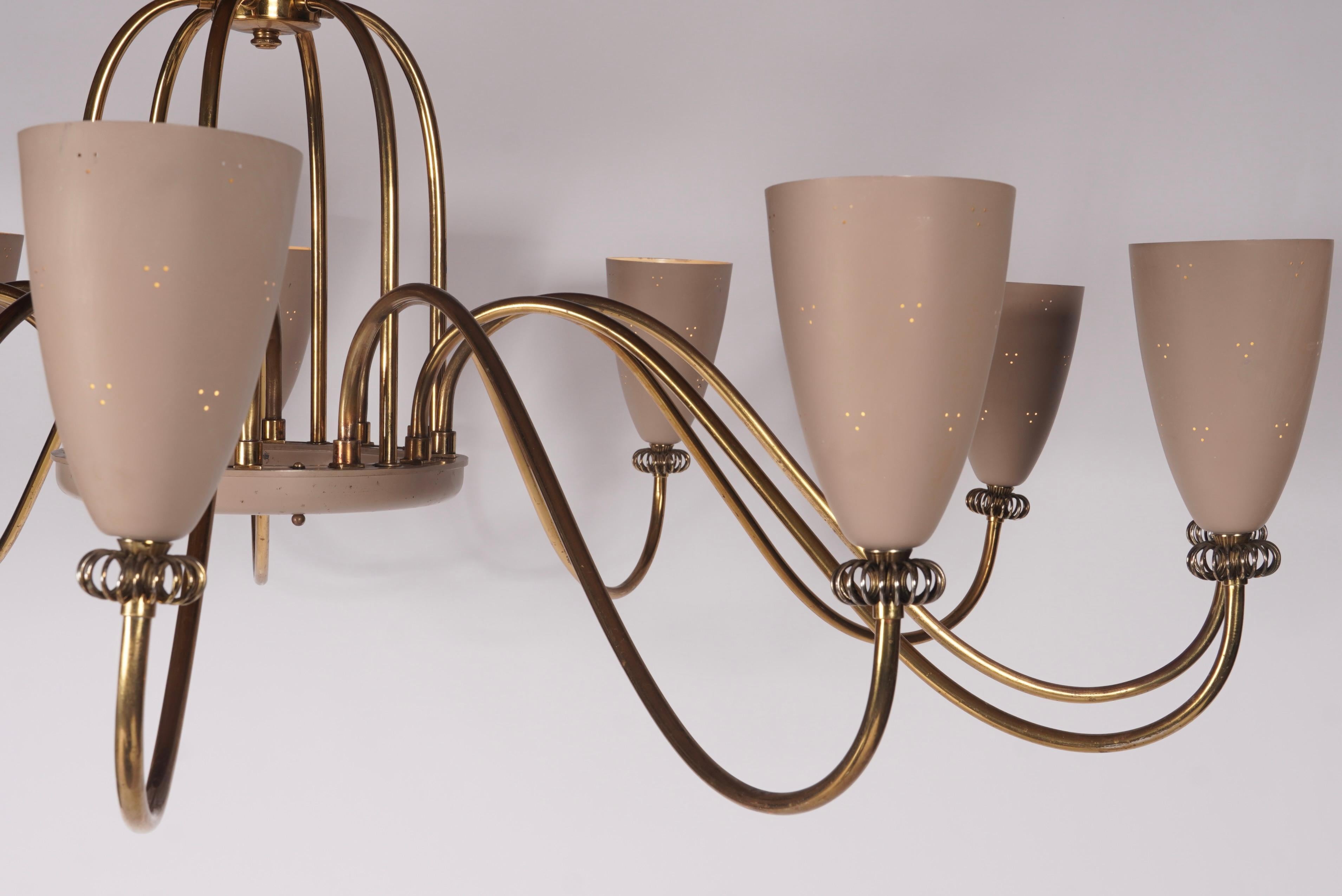 Large 12 Shade Lightolier Ballerina Chandelier In Good Condition In Oakland, CA