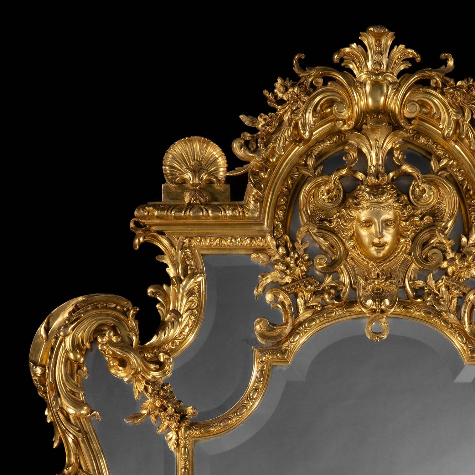 Français Grand et impressionnant miroir en bois doré sculpté de style Régence du 19e siècle français en vente