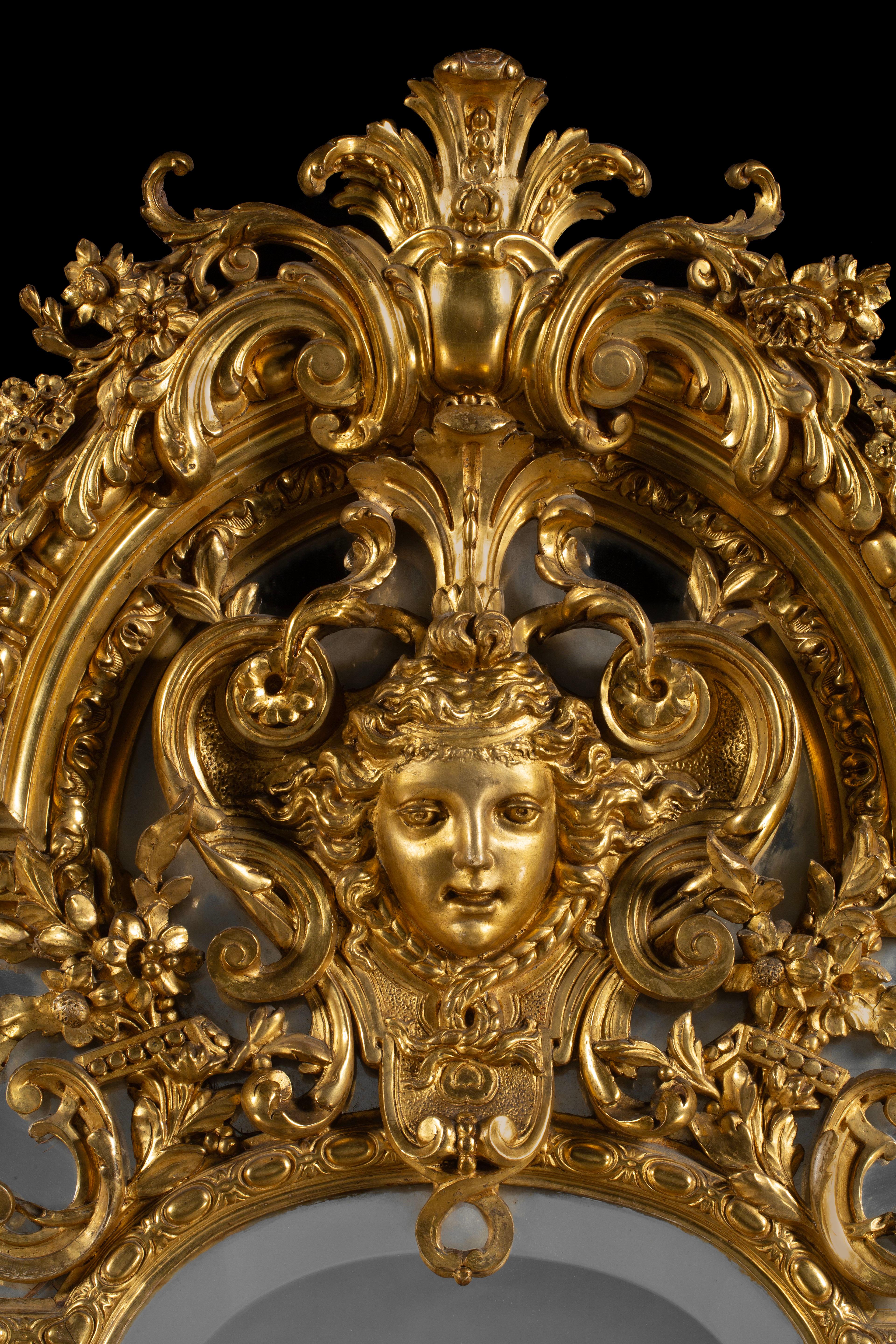 Grand et impressionnant miroir en bois doré sculpté de style Régence du 19e siècle français Bon état - En vente à London, GB