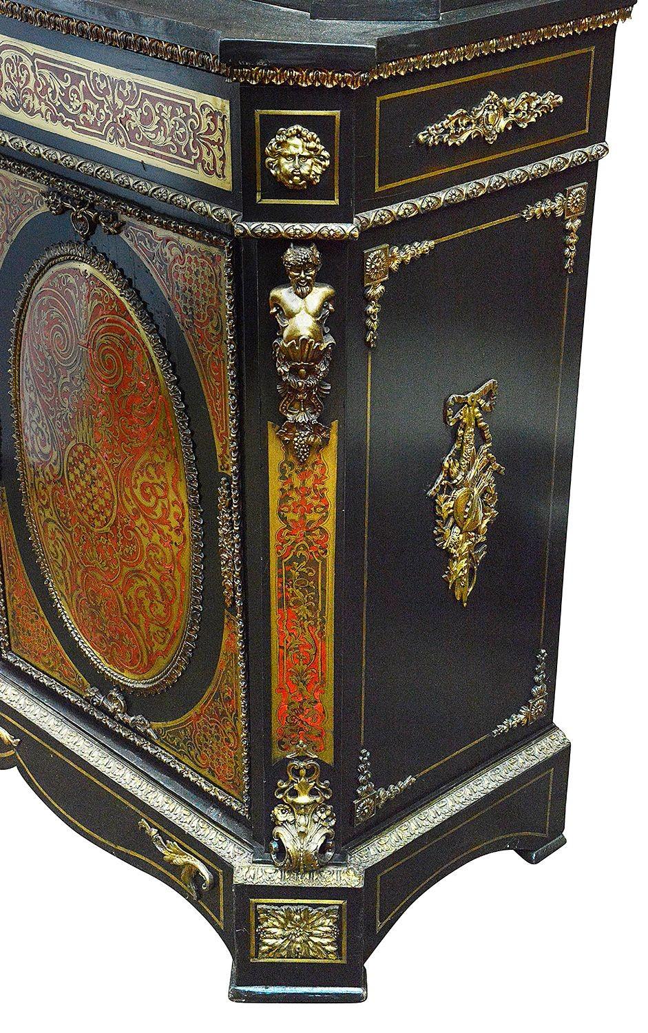 Grande e imponente vetrina Boulle francese del XIX secolo. In condizioni buone in vendita a Brighton, Sussex