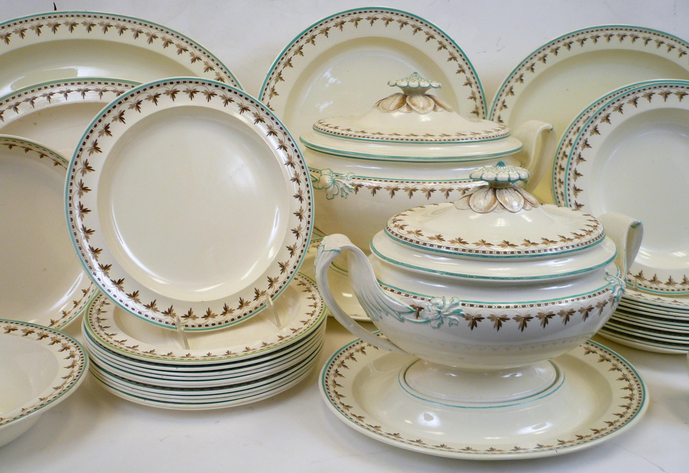 Neoclassical Large and Impressive Late 18th Century Wedgwood Creamware Dinner Service