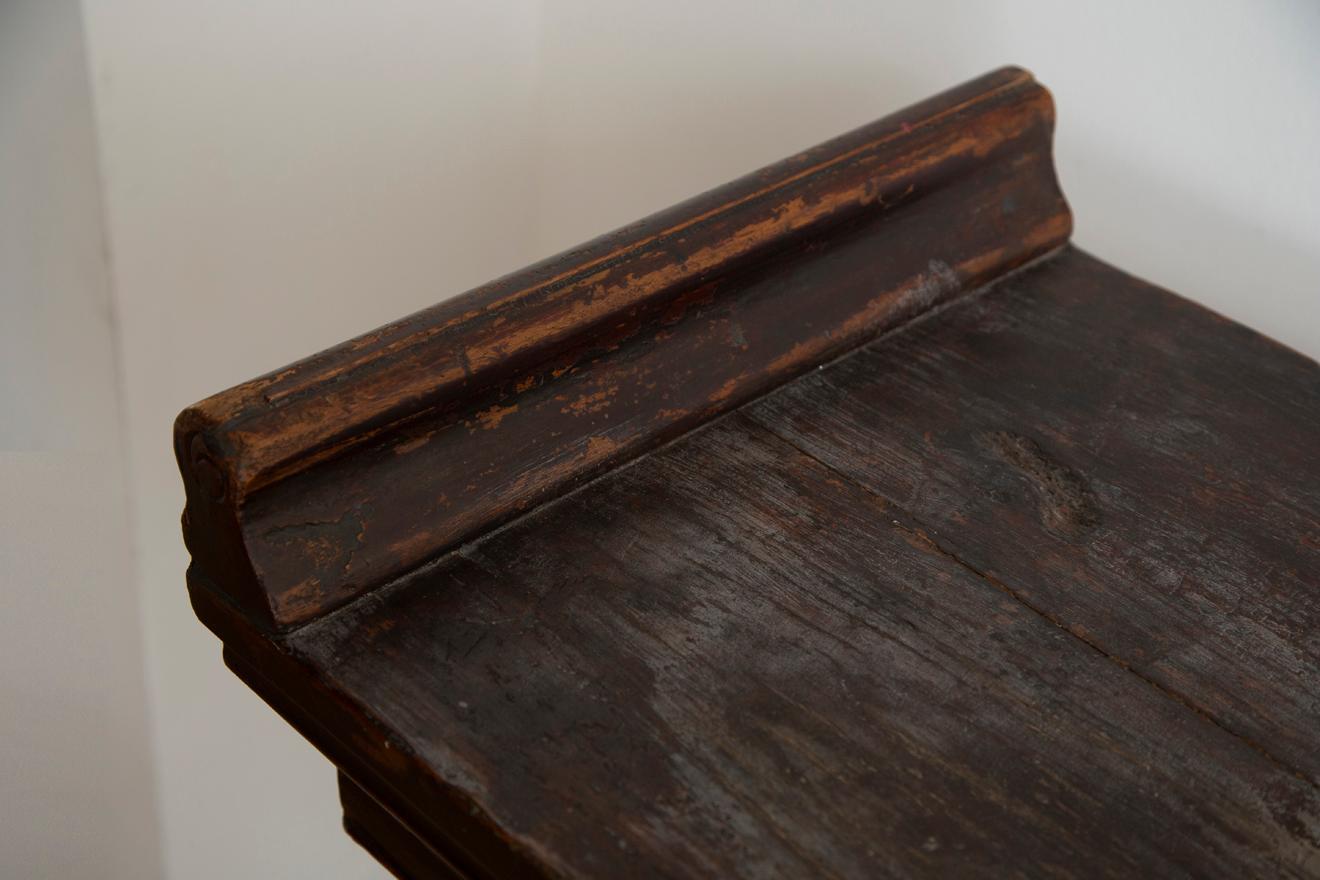 Consola de altar china grande y estrecha, Siglo XX en venta 4