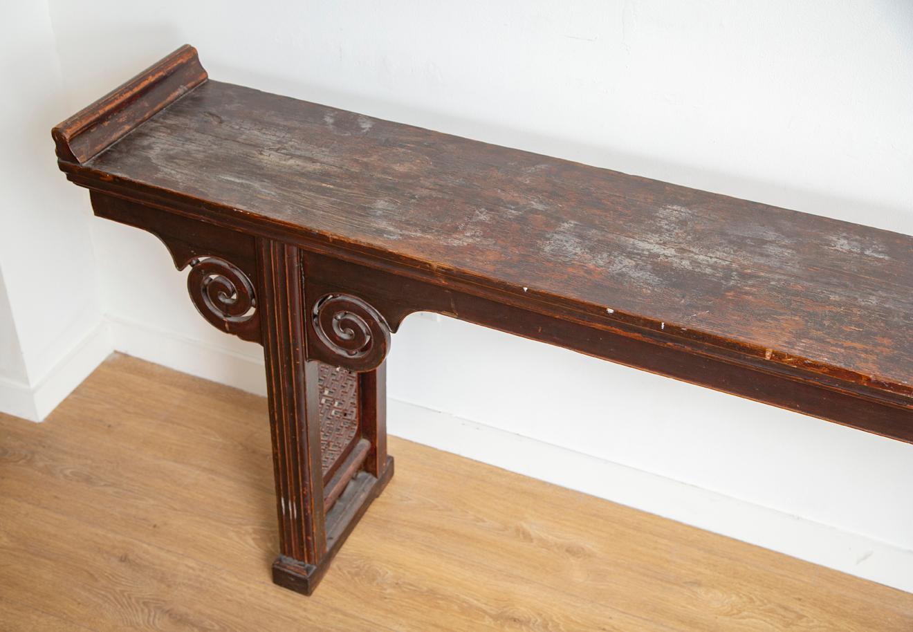 Large and Narrow Chinese Altar Console, 20th Century For Sale 3