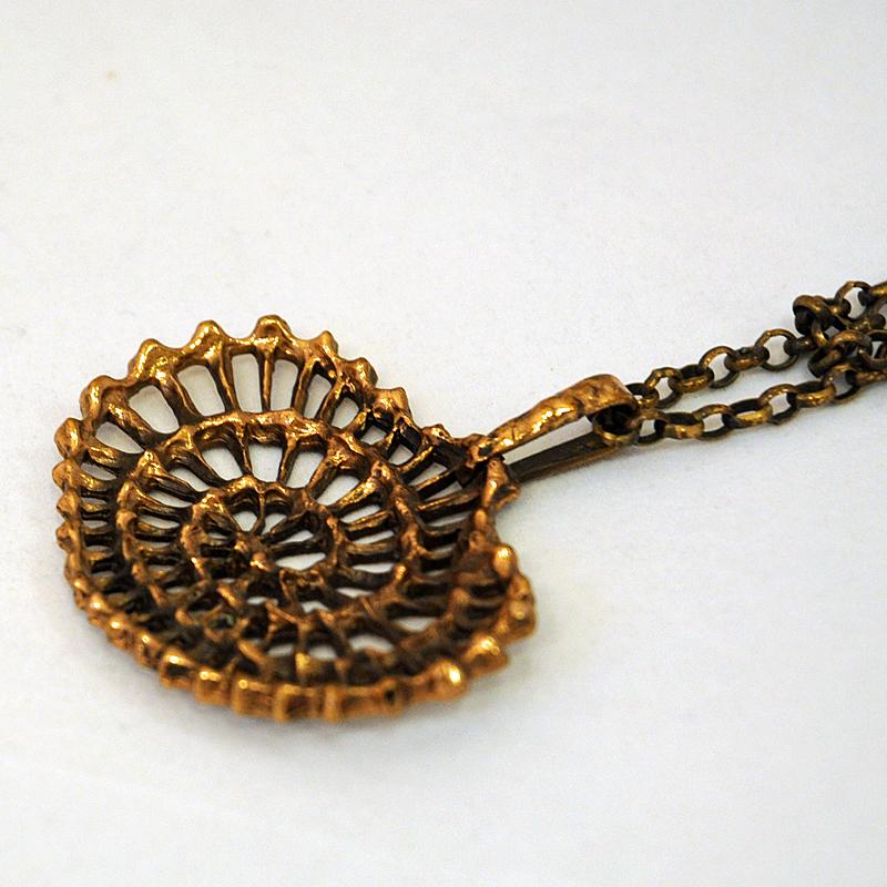Large and Oval Swedish Bronze Necklace by K.E Palmberg for Alton, 1970s In Good Condition In Stockholm, SE