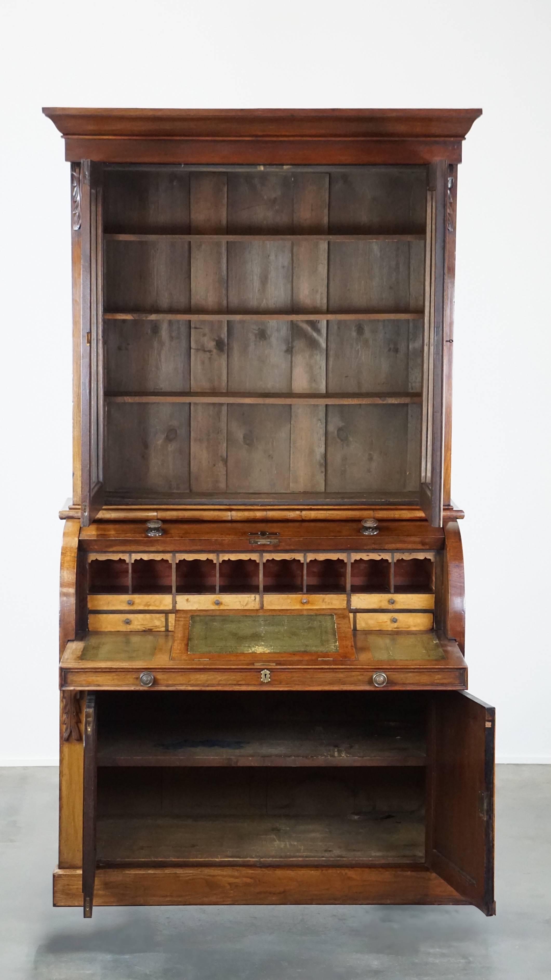 19th Century Large and practical antique 19th century English wooden bookcase/secretary For Sale