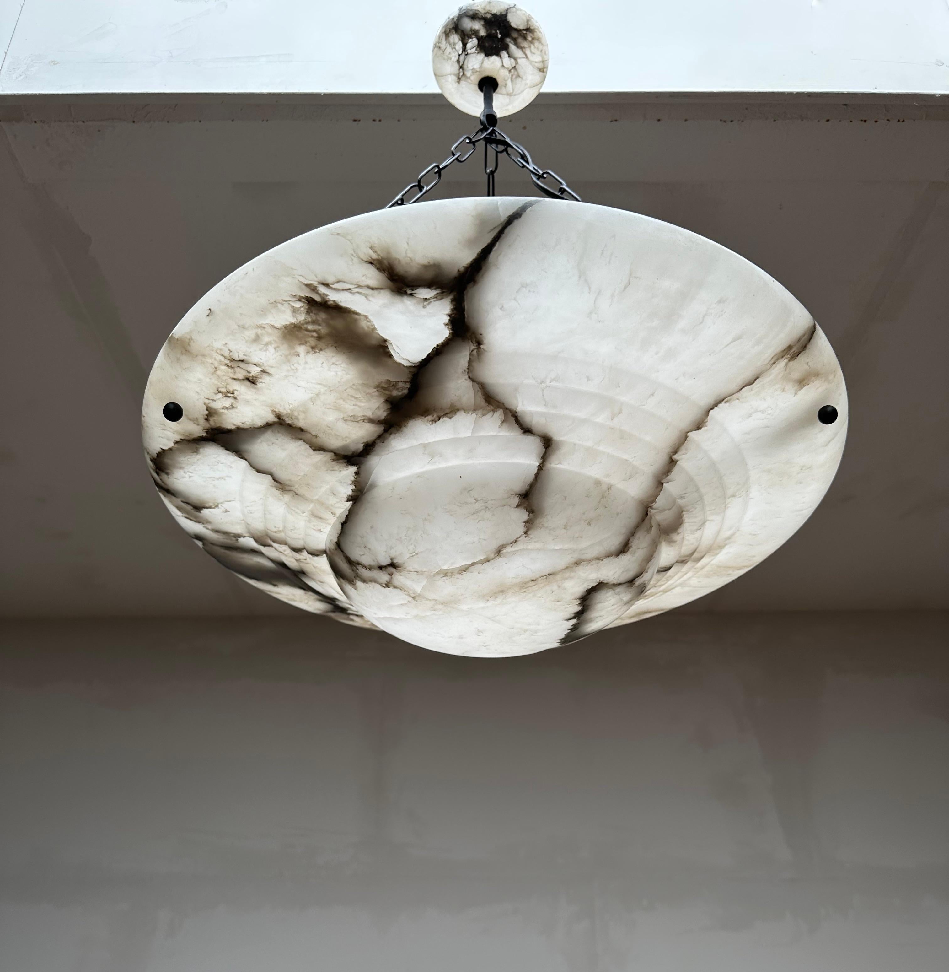 Large & Pure Art Deco Layered White & Black Alabaster Pendant Light Flush Mount In Good Condition For Sale In Lisse, NL