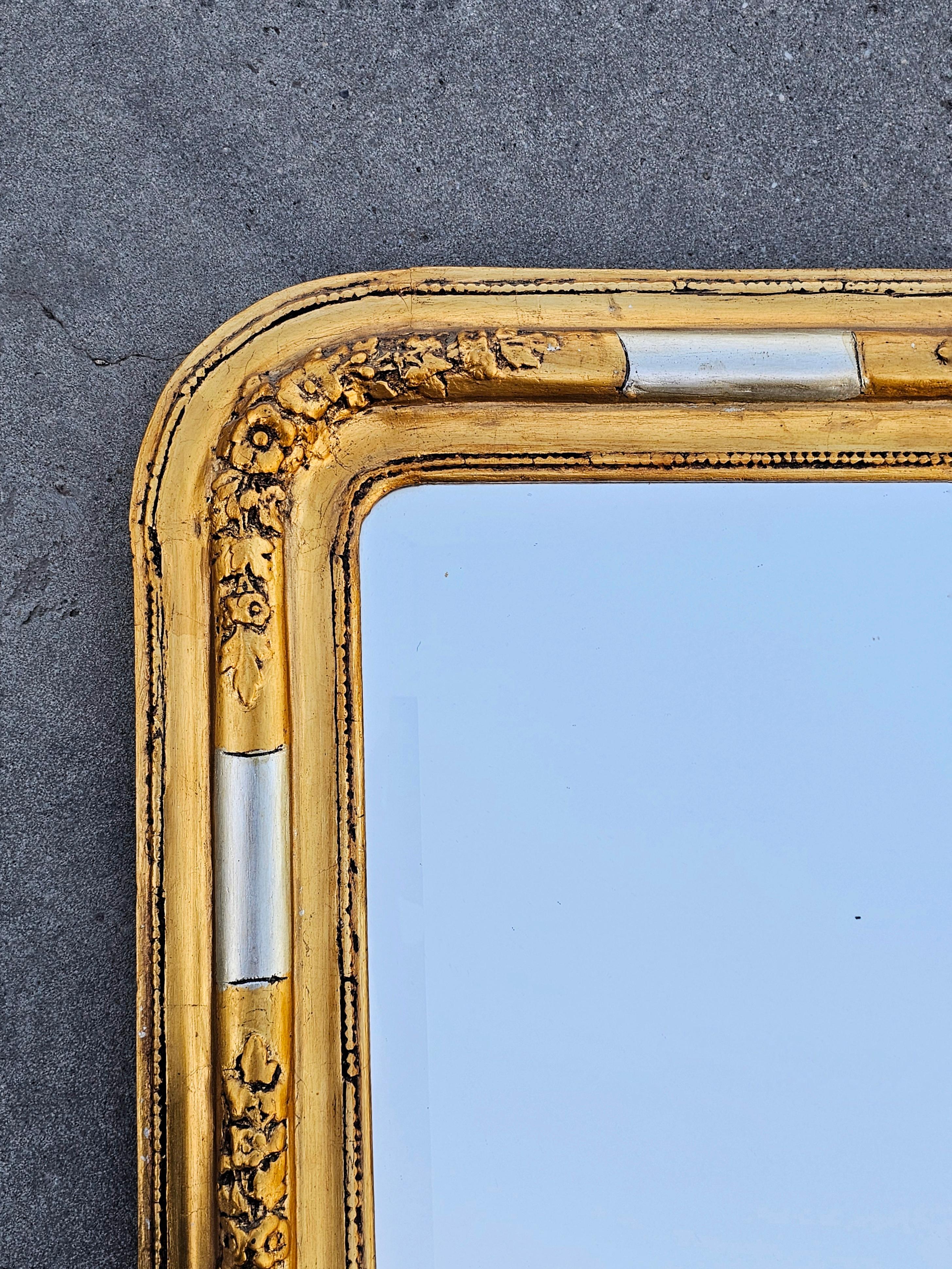 Large and rare Biedermeier Gilt Wood Faceted Mirror, Austria cca. 1840s For Sale 3