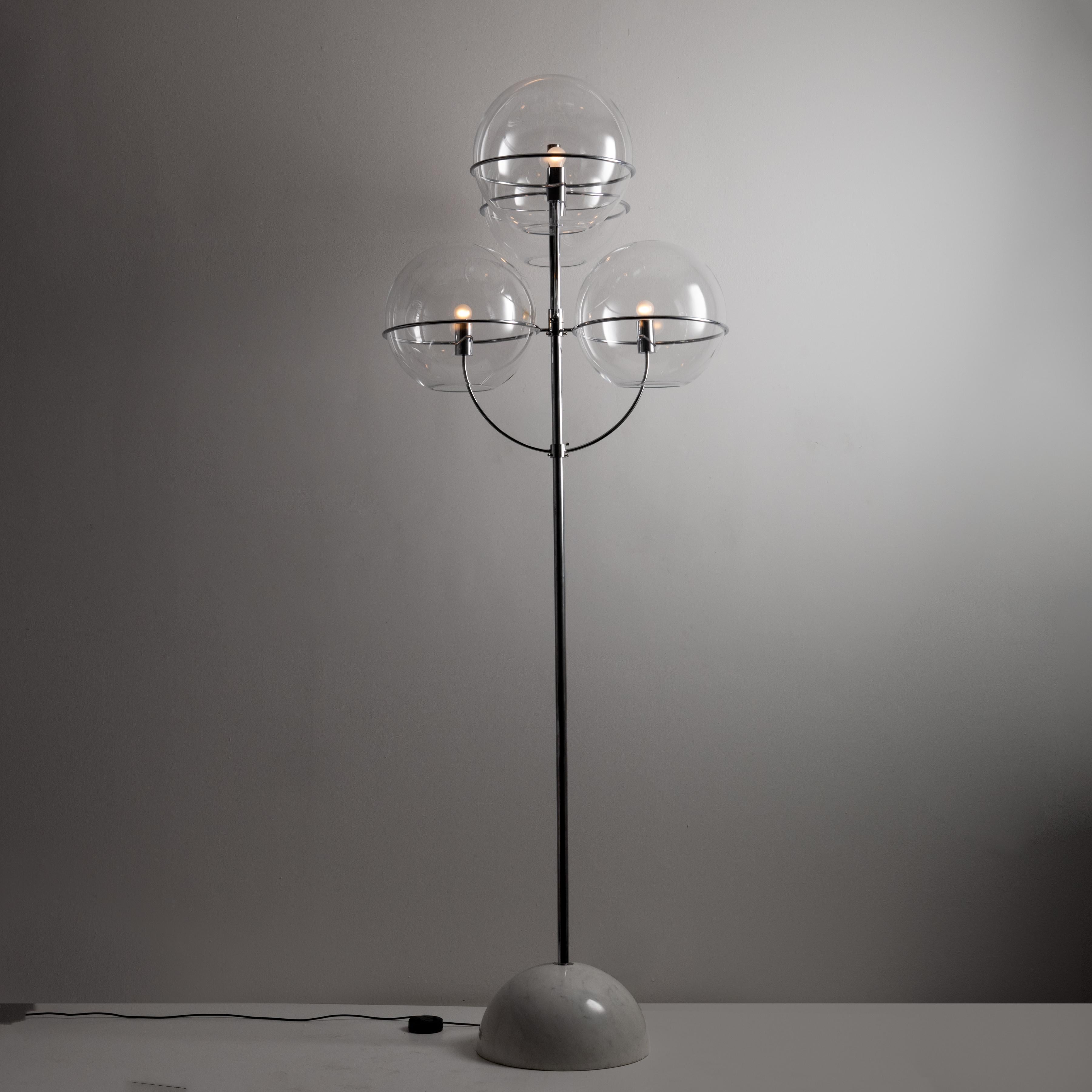 Italian Large and Rare 'Lyndon' Floor Lamp by Vico Magistretti for Knoll For Sale