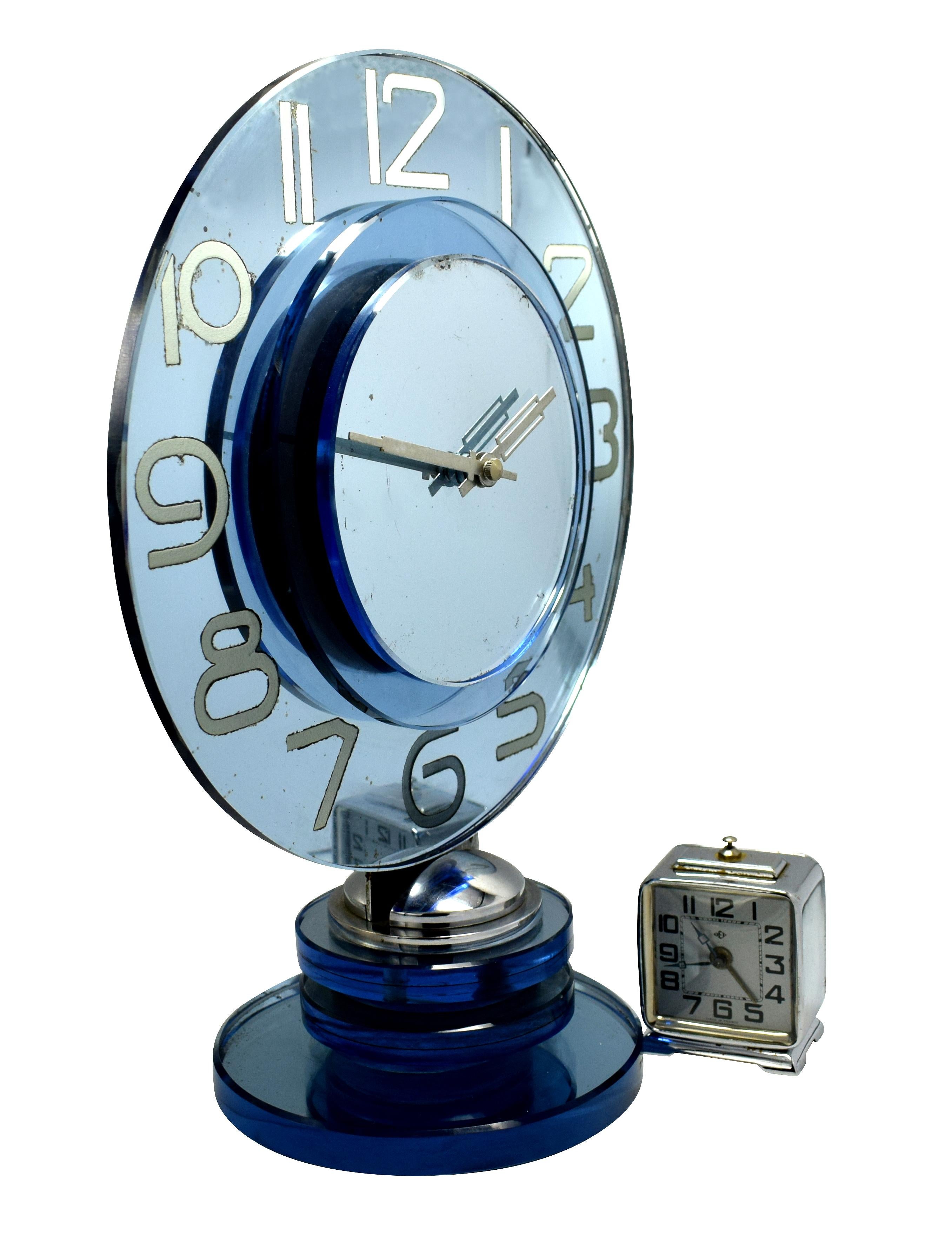 Glass Large and Rare Model Modernist Art Deco Blue Mirror Clock, circa 1935 For Sale