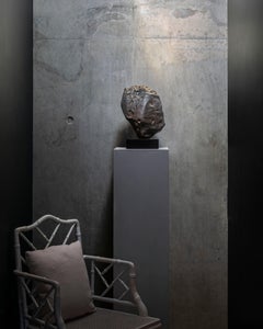 Météorite pierreuse, grande et sculpturale