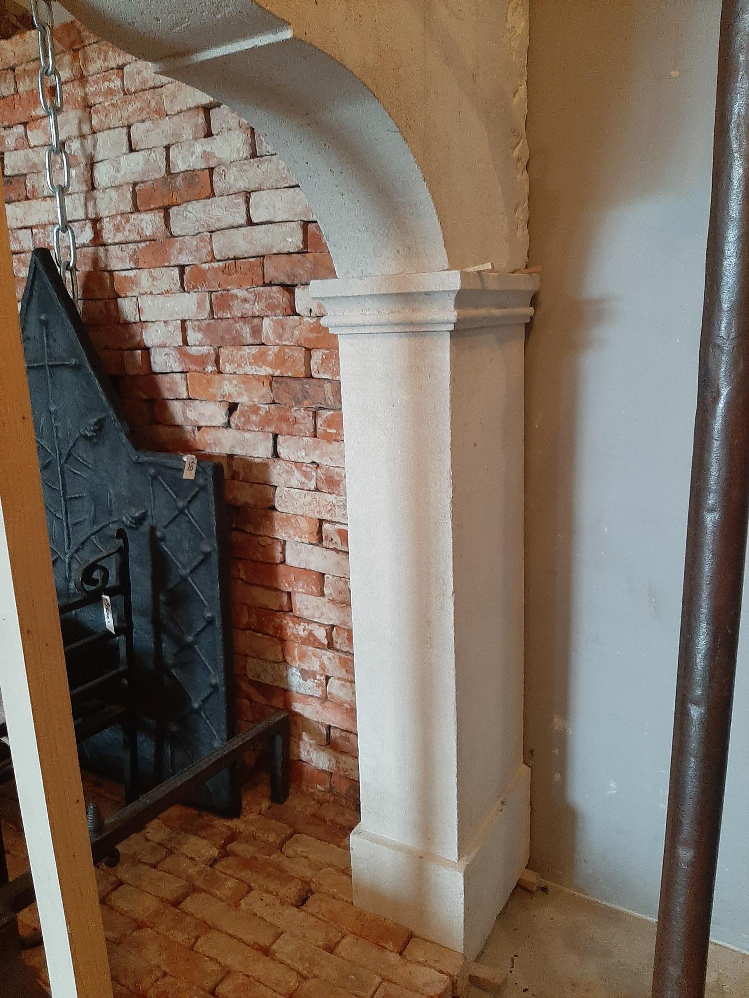 Large and Sleek 19th Century Limestone Castle Fireplace For Sale 3
