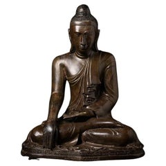 Großer und besonderer burmesischer Mandalay-Buddha aus Bronze aus Burma
