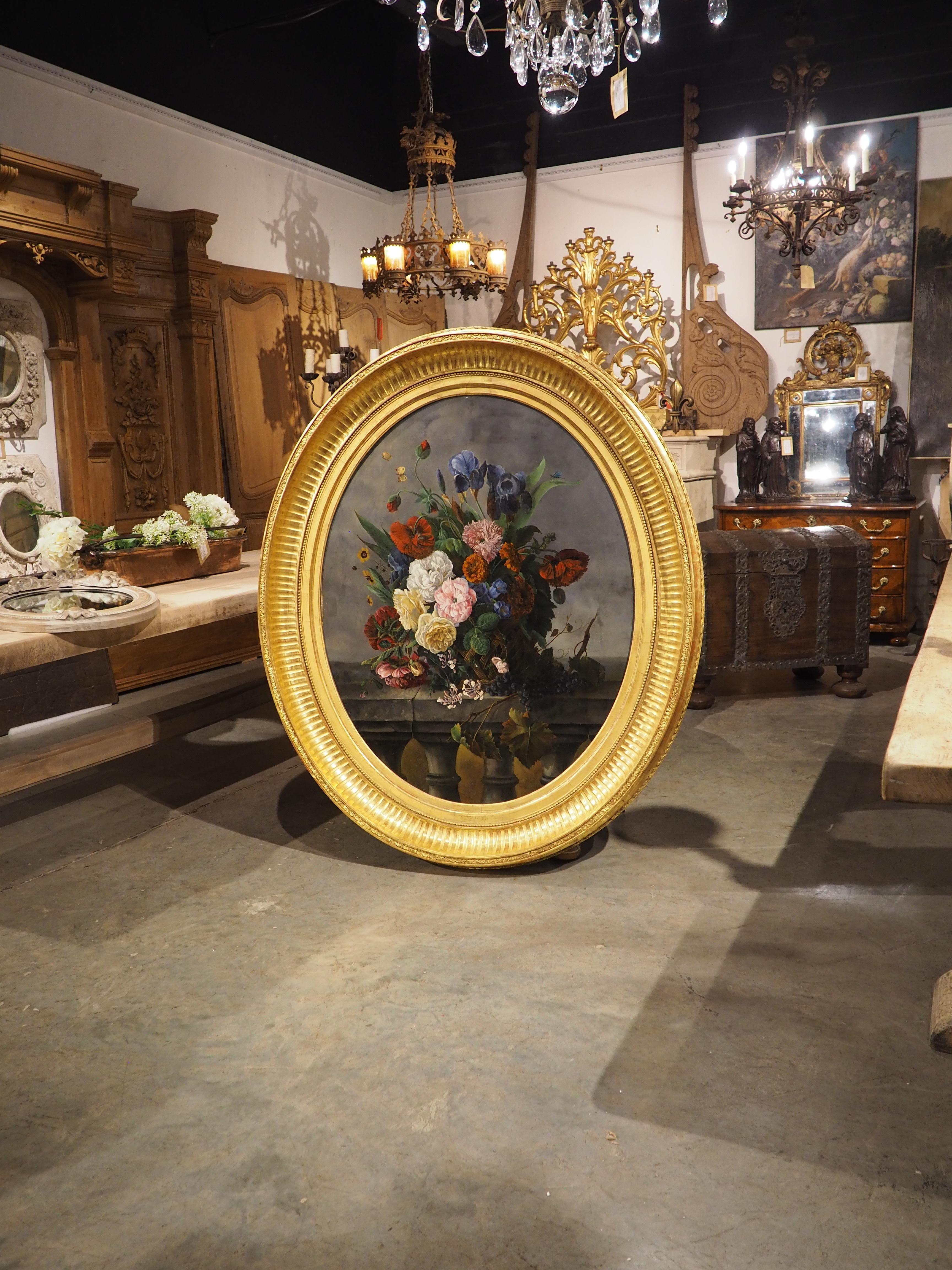 Grande y llamativo óleo ovalado francés antiguo Nature Morte Floral, c. 1850 en venta 6