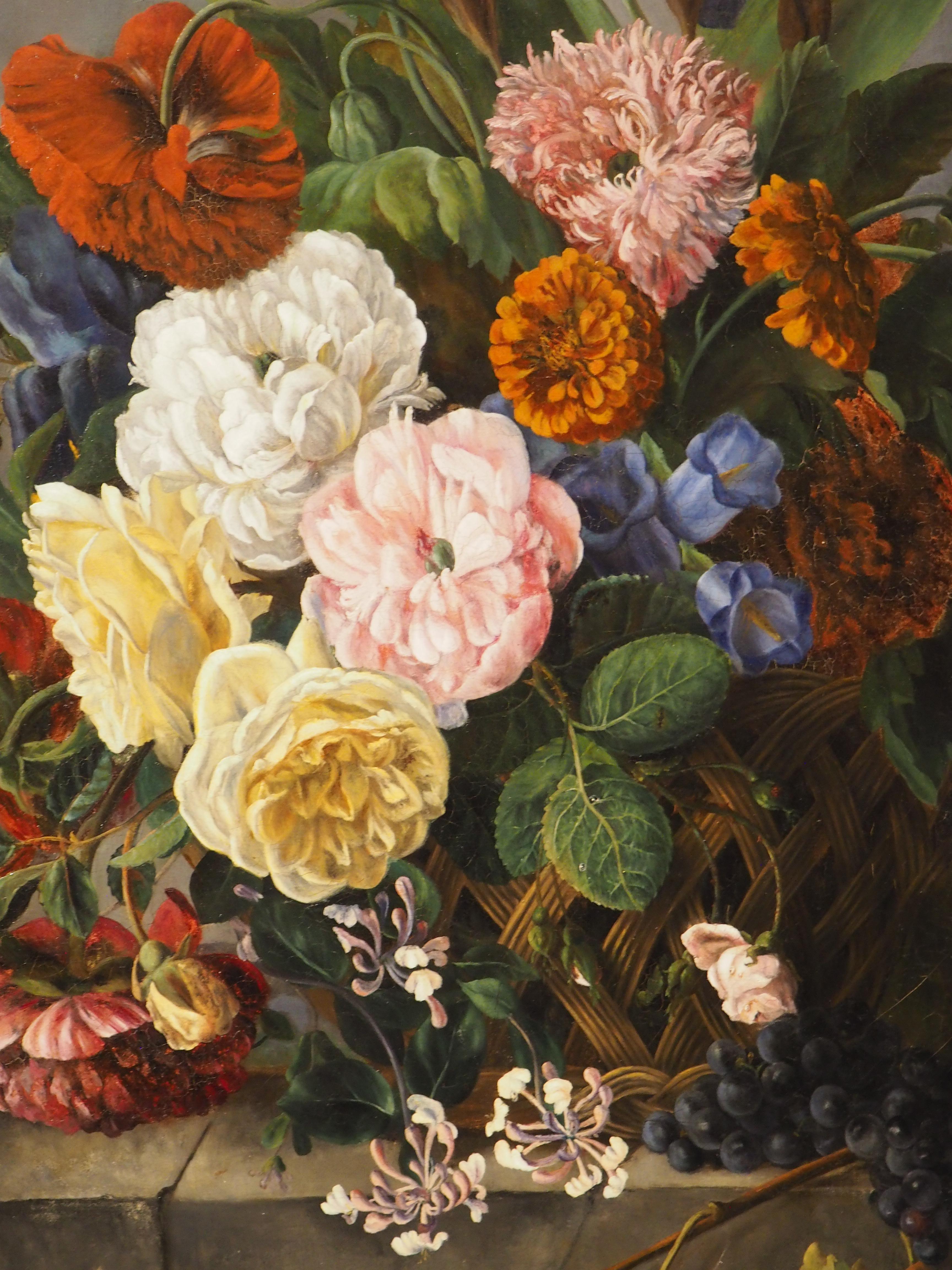 Grande y llamativo óleo ovalado francés antiguo Nature Morte Floral, c. 1850 Textil en venta