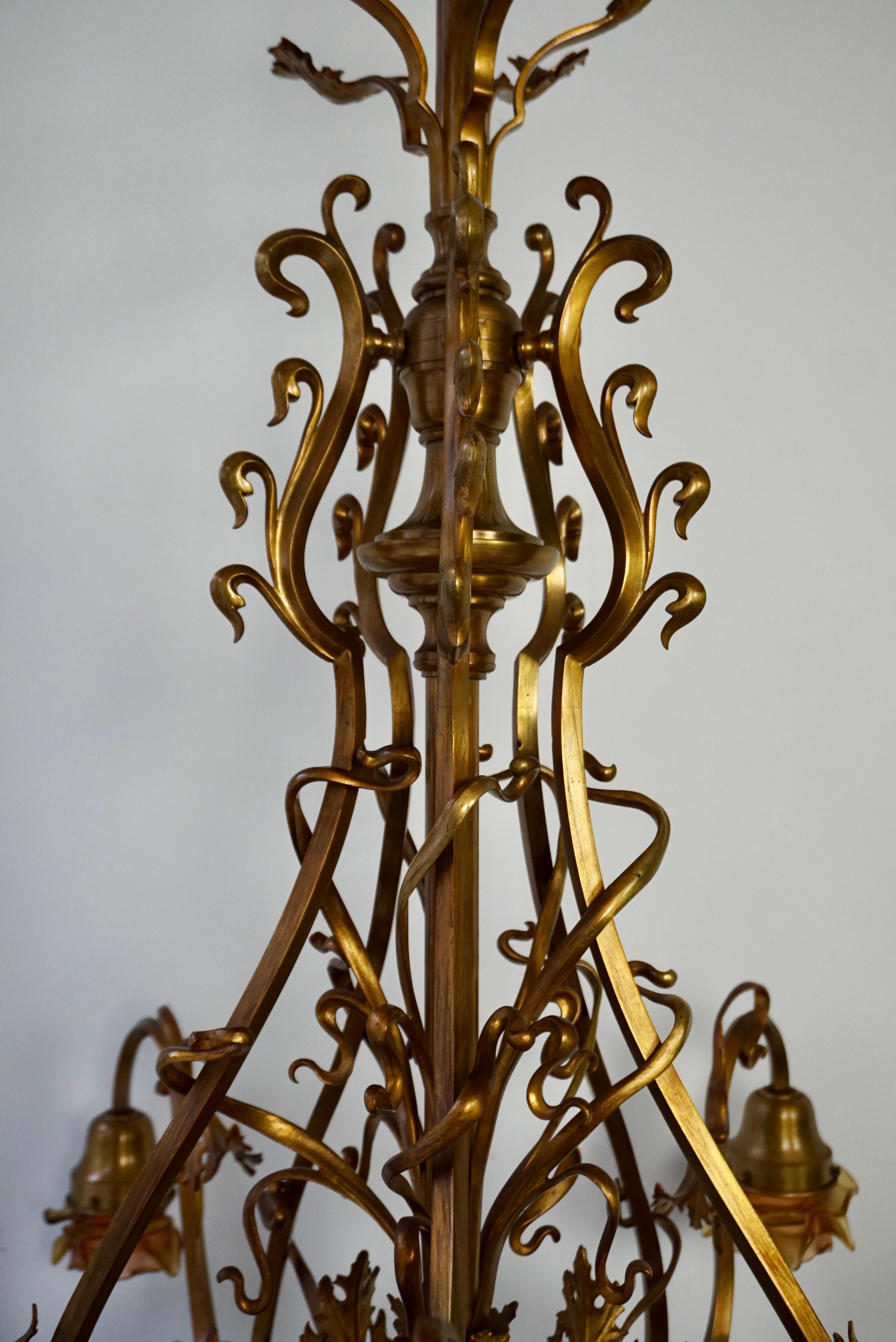 Large and Top Quality, Elegant & Exquisite 5 Light Art Nouveau Chandelier For Sale 8