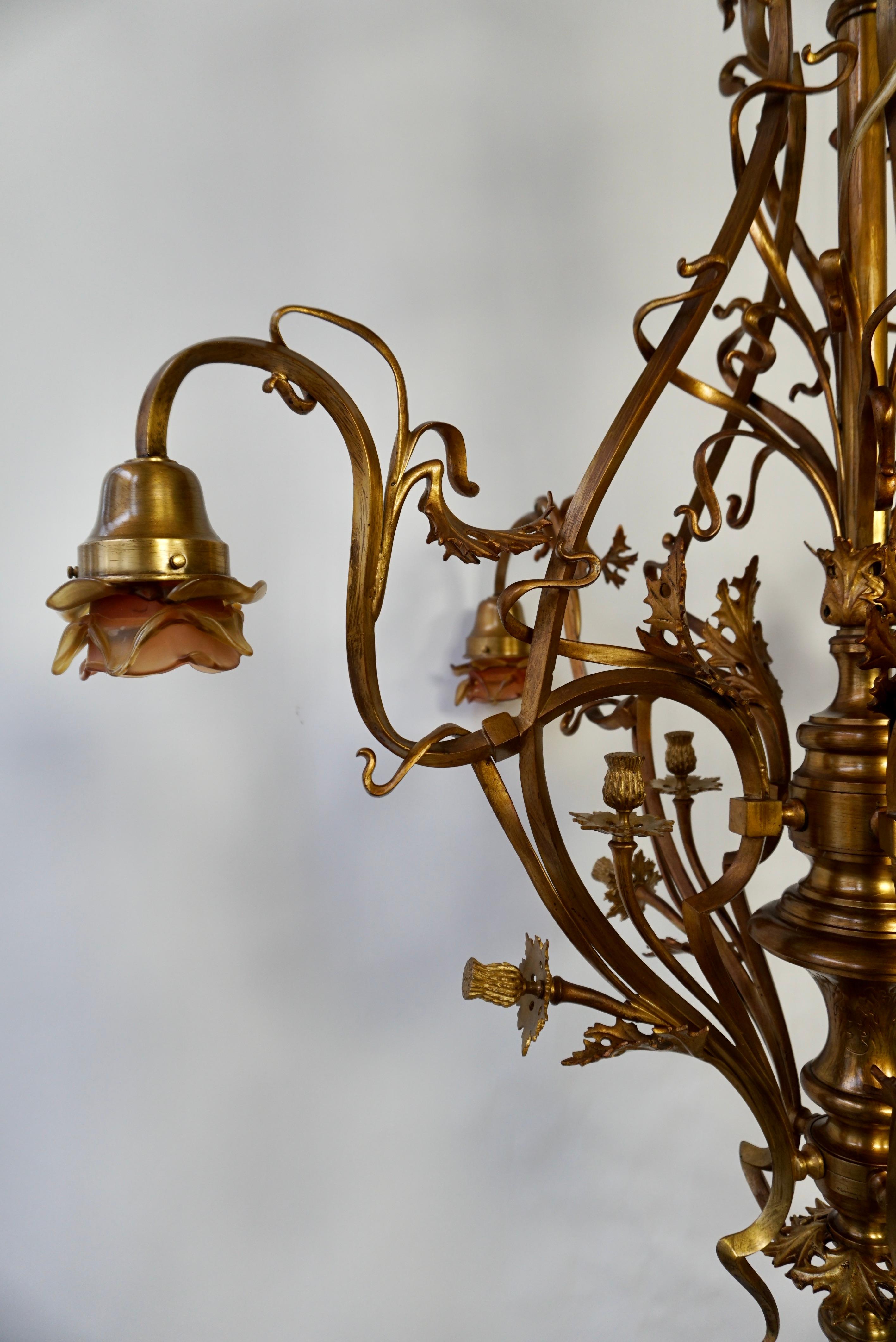 Großer und hochwertiger Art nouveau-Kronleuchter mit 5 Leuchten in bester Qualität, Elegant und Exquisite im Angebot 12