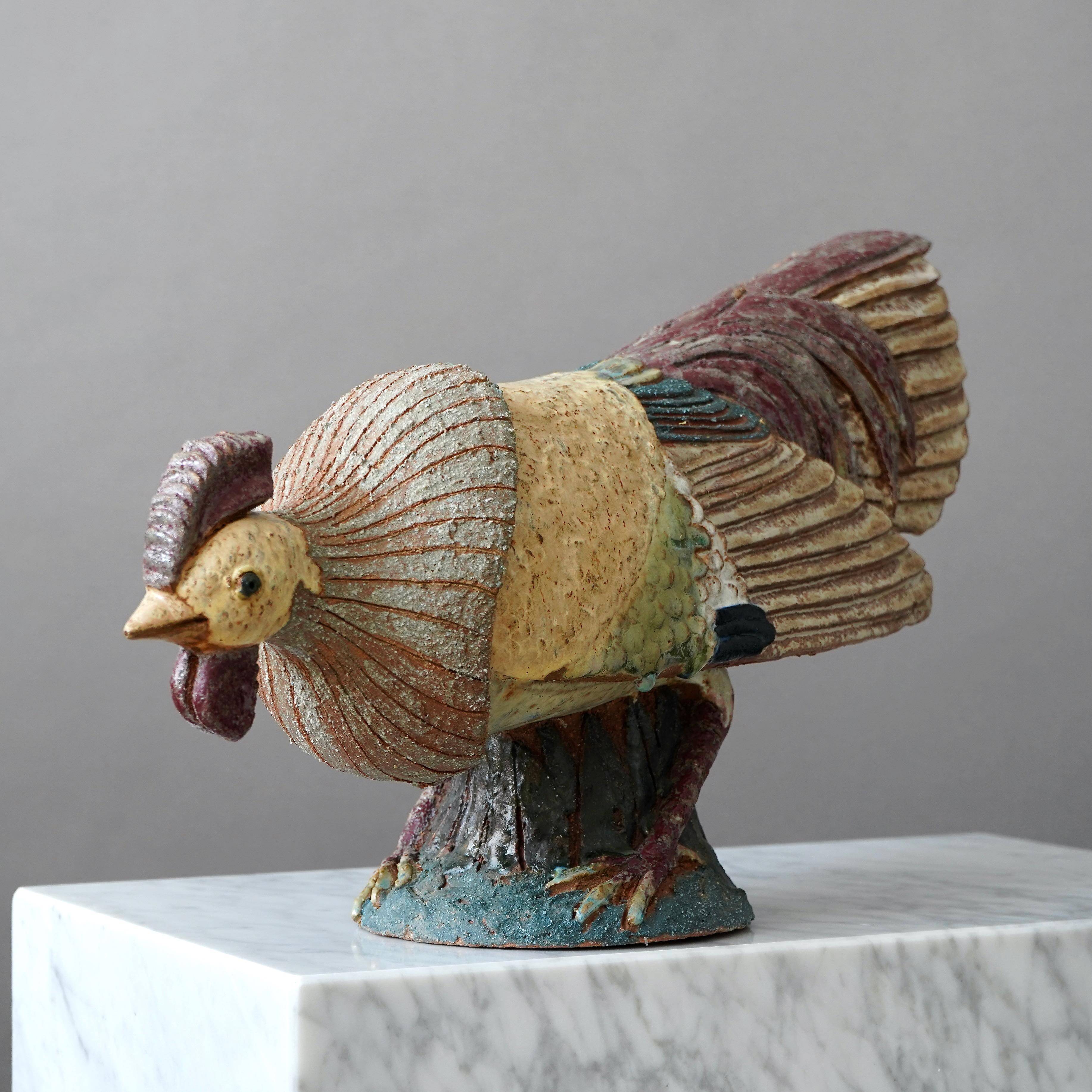 Large and Unique Stoneware Rooster by Tyra Lundgren. Sweden, 1955. In Good Condition For Sale In Malmö, SE