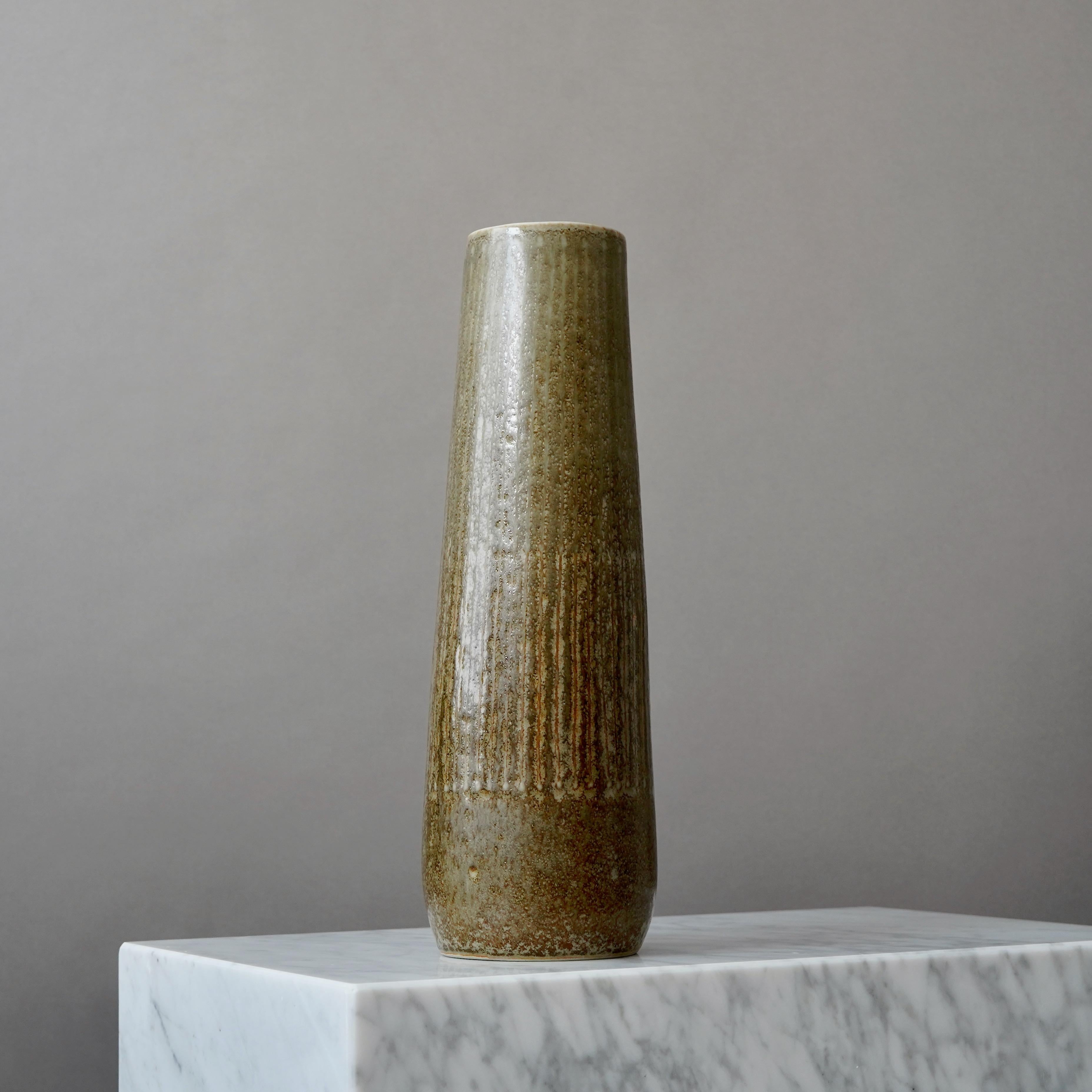 Jarrón grande y único de gres de Carl-Harry Stalhane, Rorstrand, Suecia, años 60 en Bueno estado para la venta en Malmö, SE
