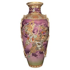 Große und ungewöhnliche Satsuma-Vase mit Samurai
