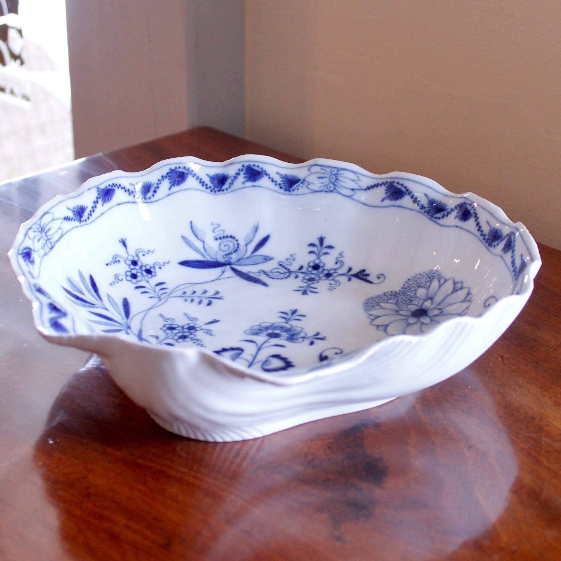 Glazed Large And Unusual Shell Shaped Antique Meissen Porcelain Bowl, 19th Century For Sale