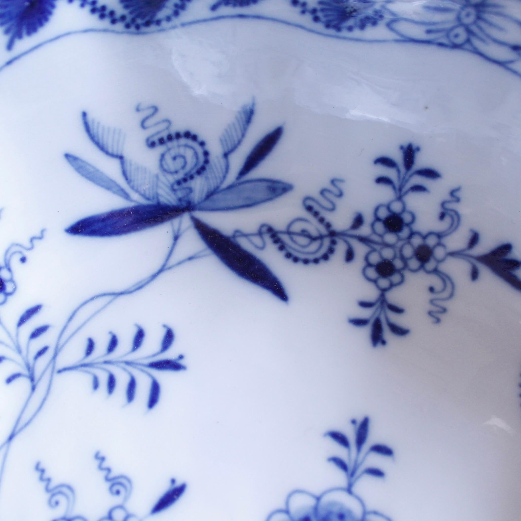 Grand bol en porcelaine de Meissen Porcelain en forme de coquillage, 19ème siècle en vente 1