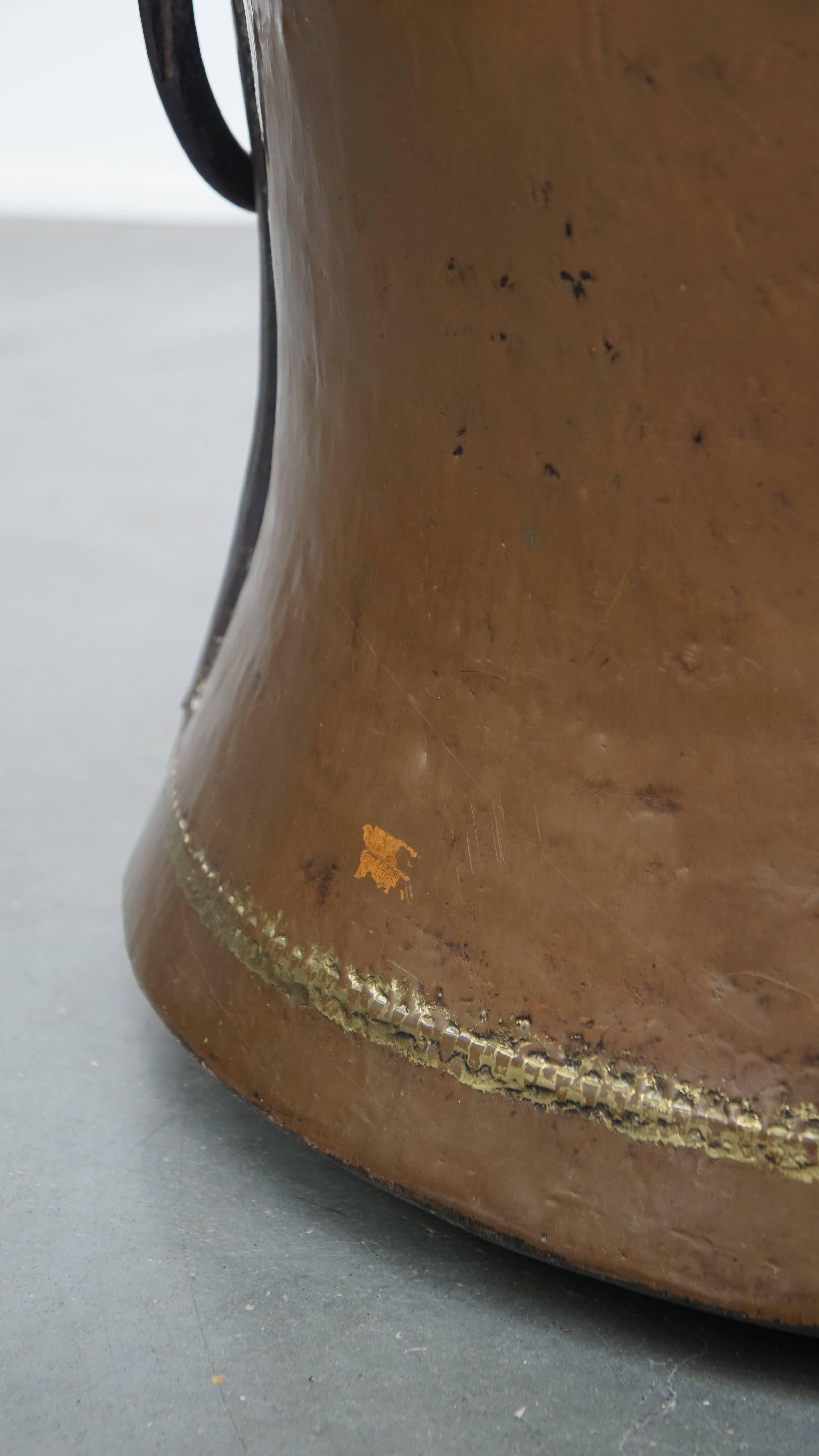 Large and Very Charming Antique Copper Kettle / Firewood Holder For Sale 2