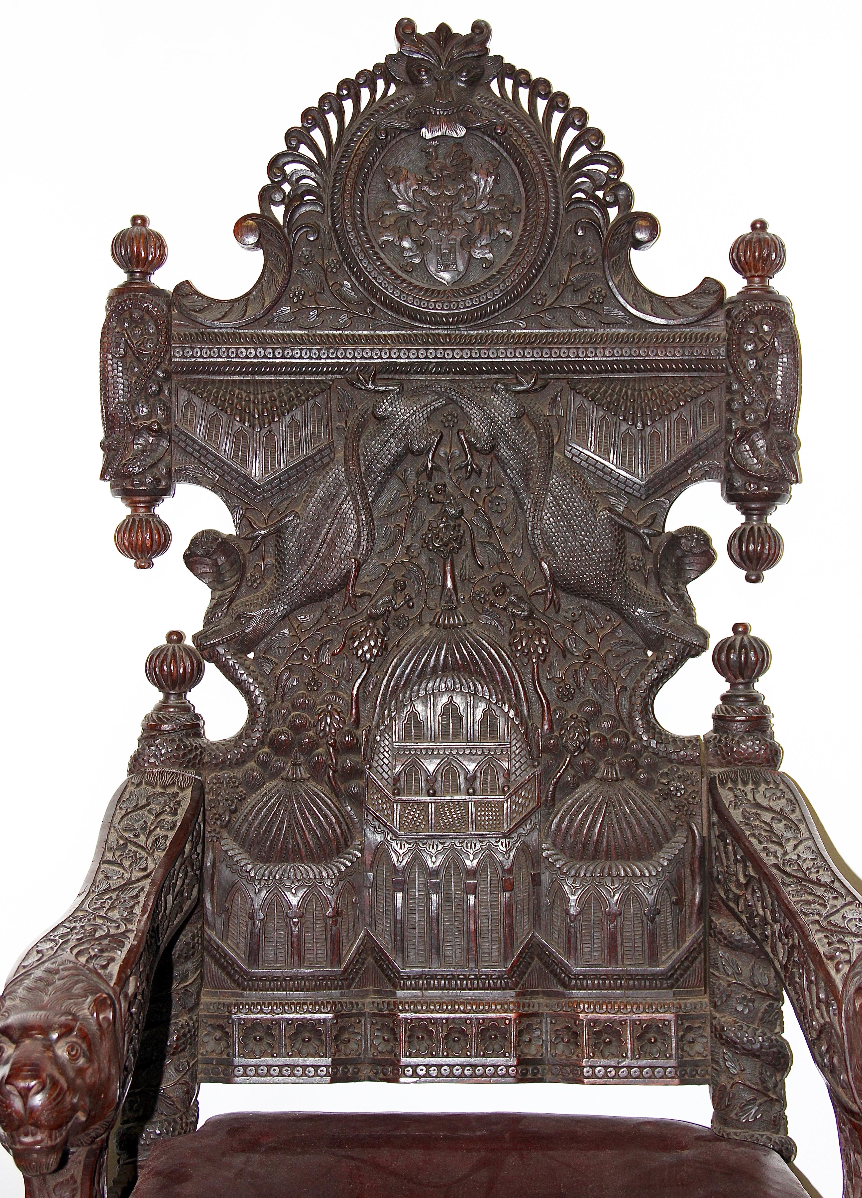 XIXe siècle Grand fauteuil trône ancien très décoratif, bois massif du 19ème siècle en vente