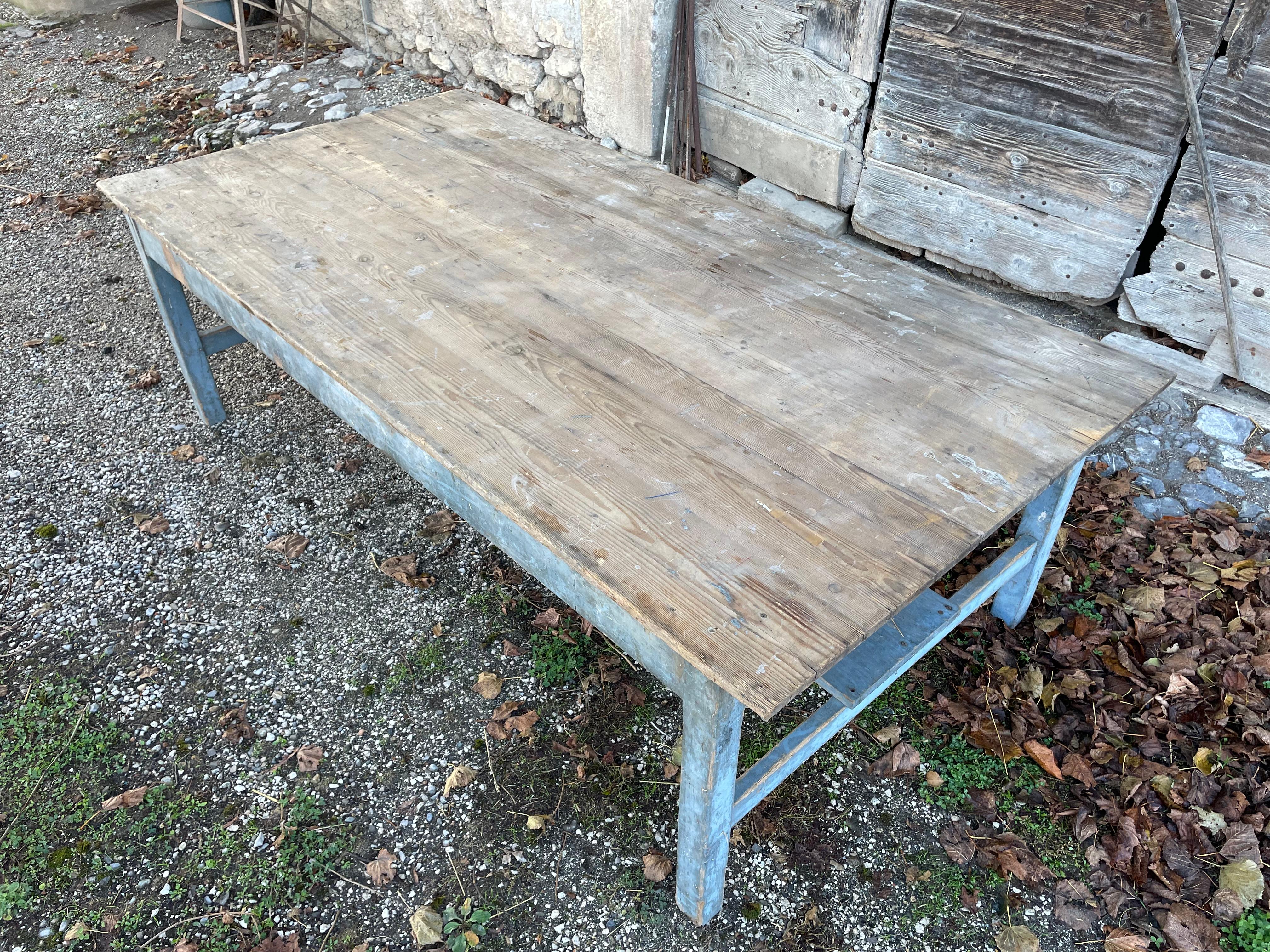 Large and wide old farm table For Sale 3
