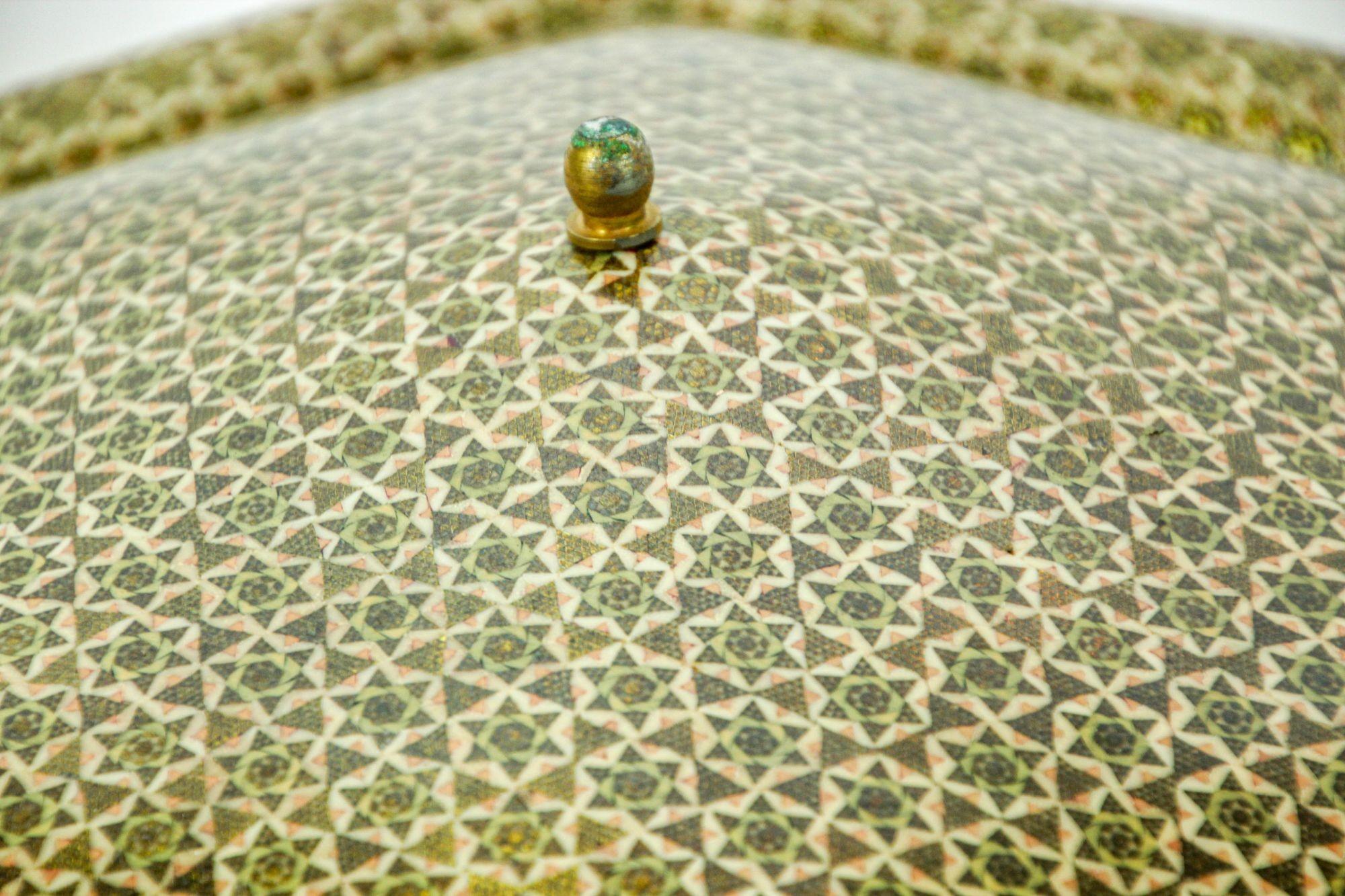 Große Anglo Indian Mosaic Inlaid Schmuck Hexagonal Box 1950s im Angebot 4