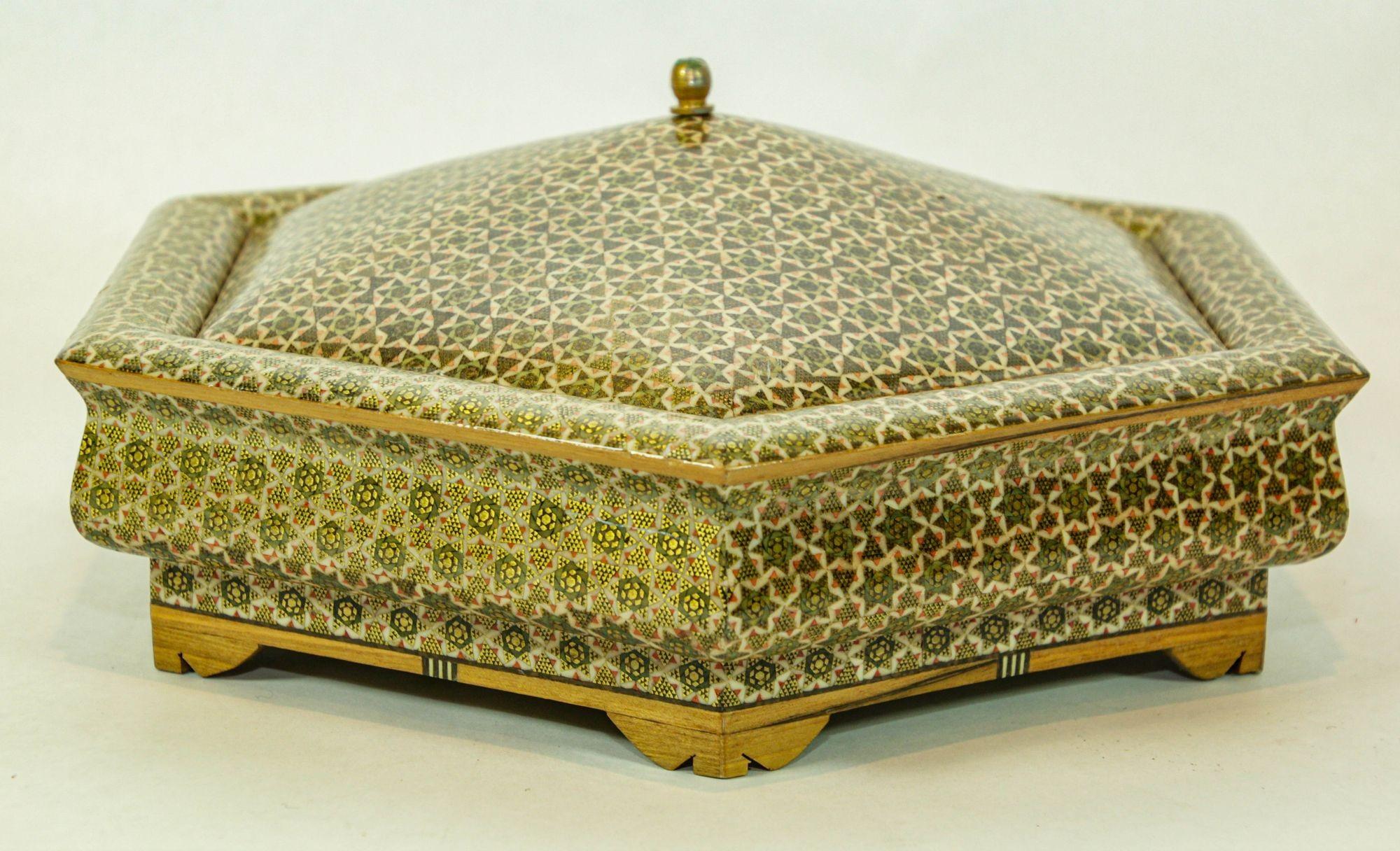 Große Anglo Indian Mosaic Inlaid Schmuck Hexagonal Box 1950s im Angebot 6
