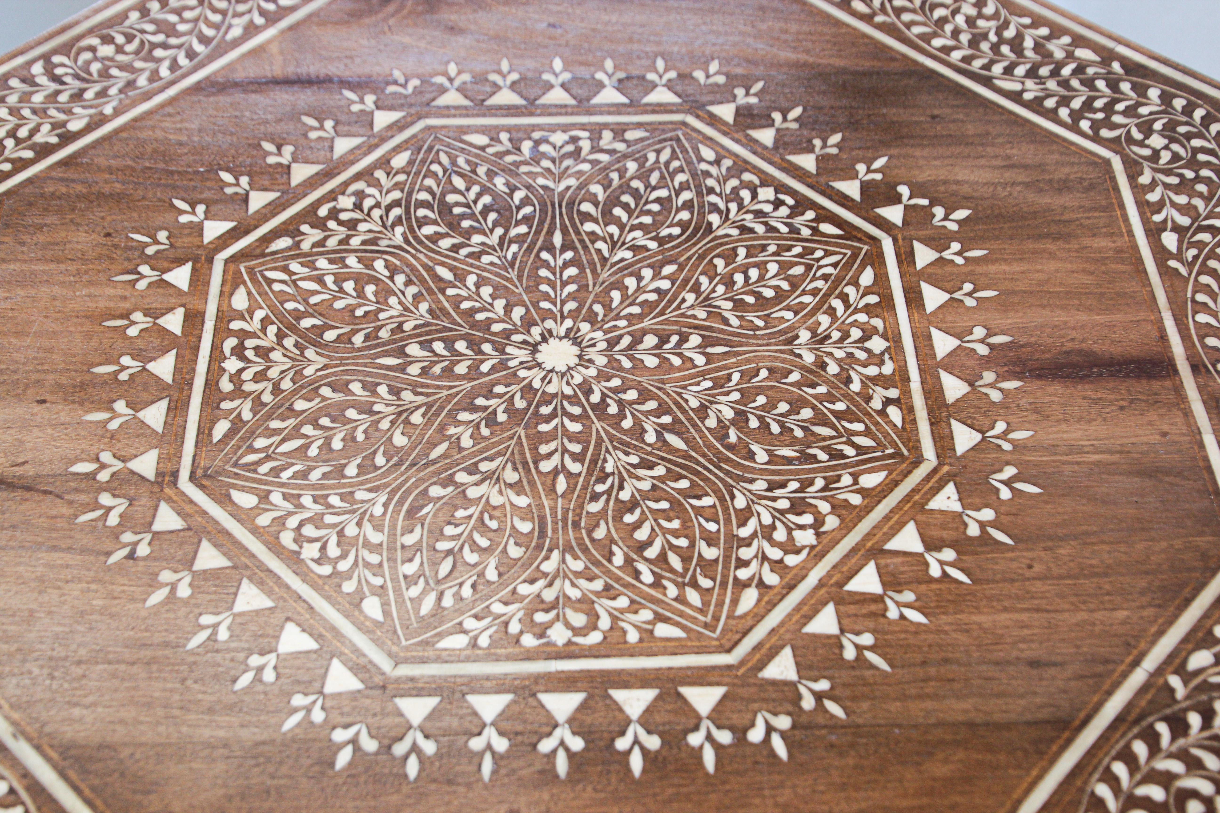 Anglo-Indian Mughal Octagonal Moorish Table with Inlay 2