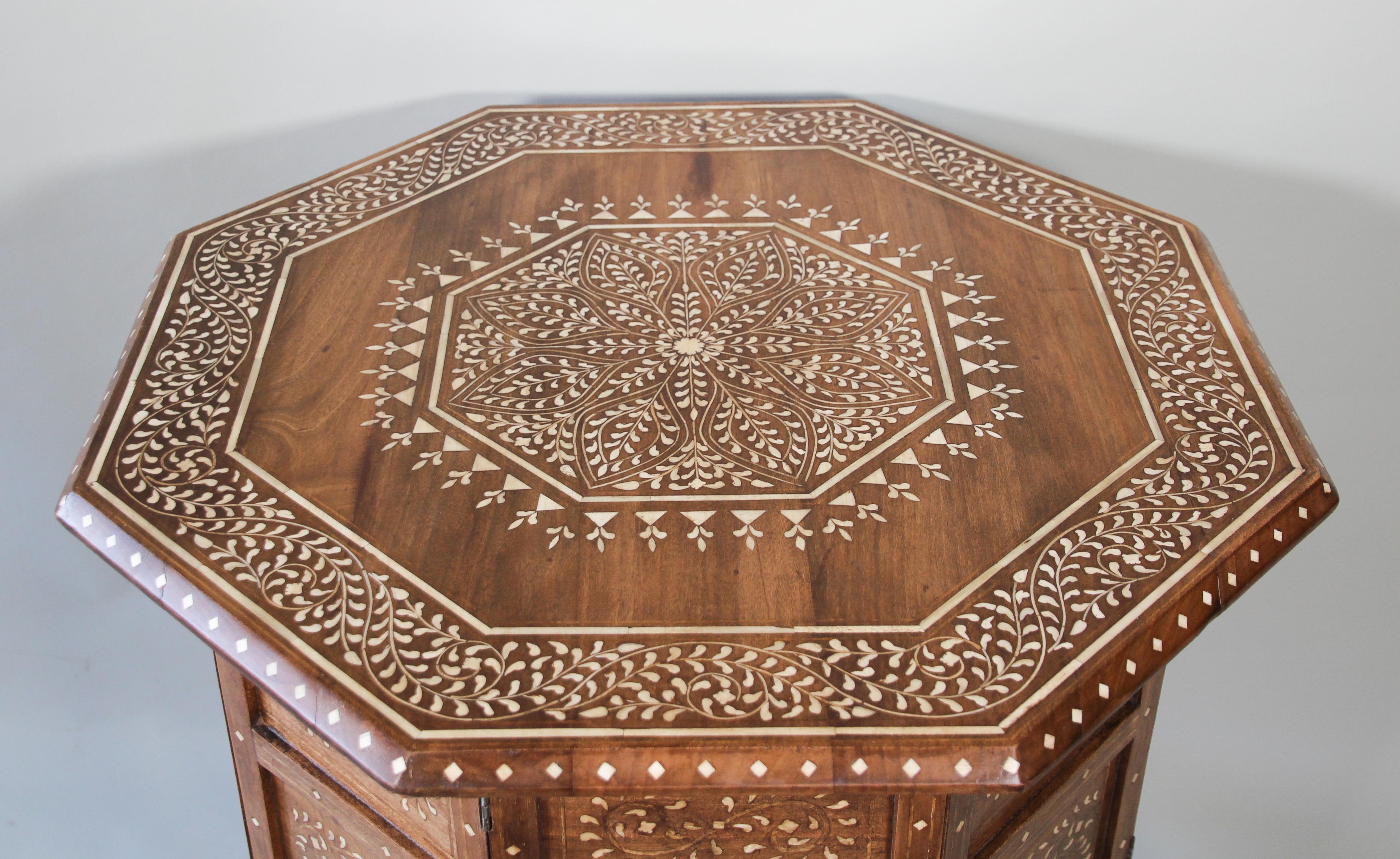 20th Century Anglo-Indian Mughal Octagonal Moorish Table with Inlay