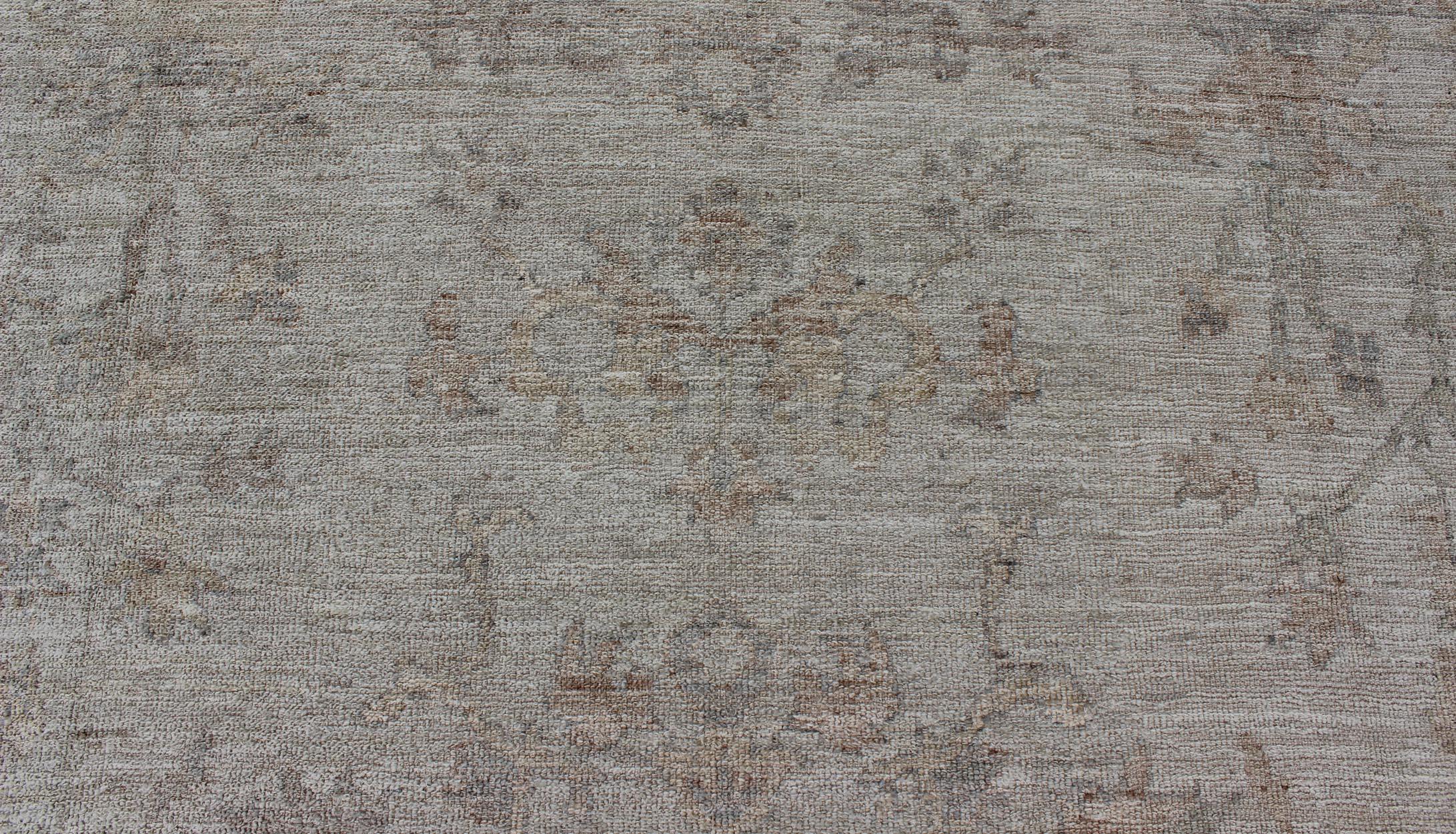Large Angora Oushak Turkish Rug in Cream, Taupe, Silver, and Hints of Faded Blue For Sale 4