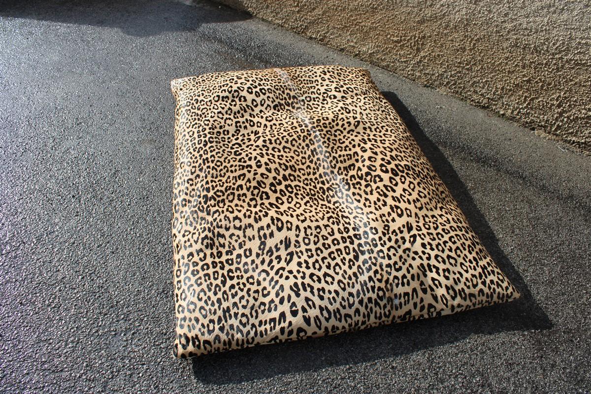 Large Animalier Cushion Horse Skin Printed Italy 1970s Pop Art Crespi For Sale 3