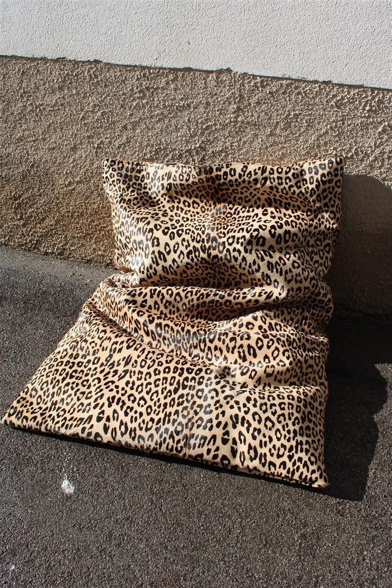Large Animalier Cushion Horse Skin Printed Italy 1970s Pop Art Crespi For Sale 4