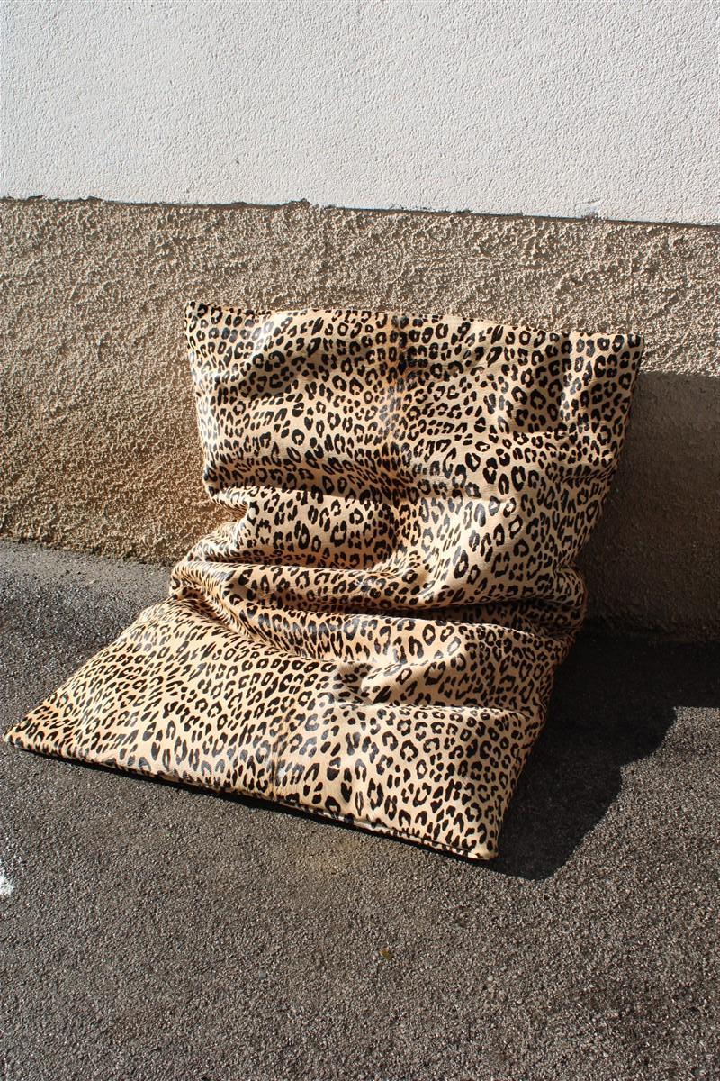 Large animalier Cushion Horse skin printed Italy 1970s Pop Art Leopard Crespi.