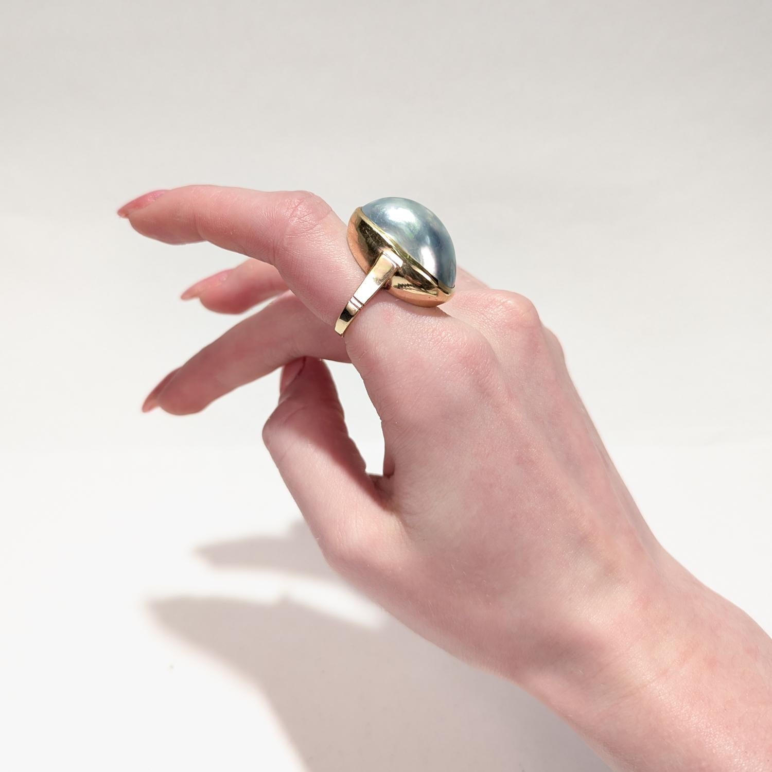 Large Antique 14K Gold & Mabe Pearl Cocktail Ring For Sale 7