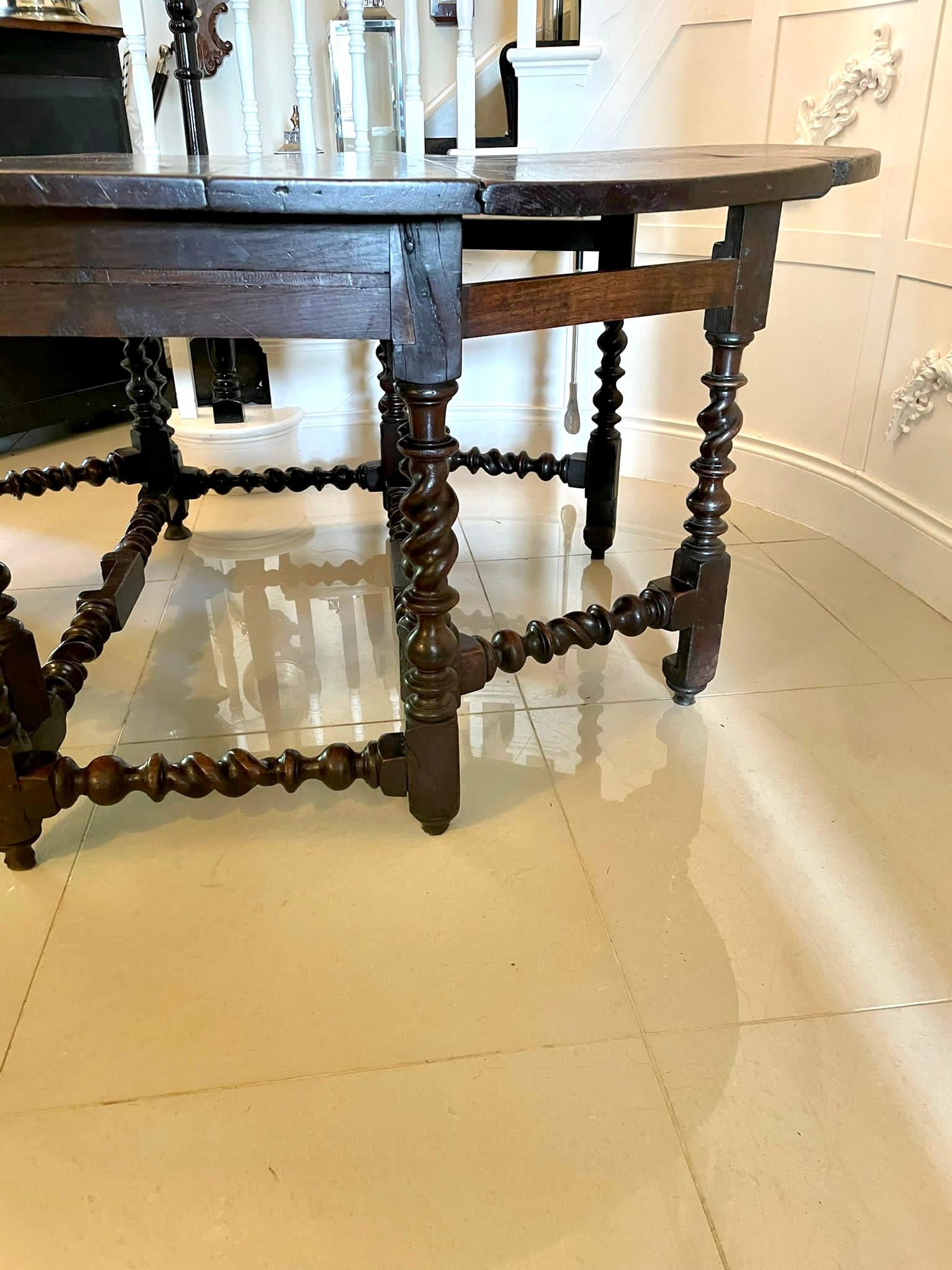 Large Antique 17th Century Quality Oak Double Gate Leg Table For Sale 12