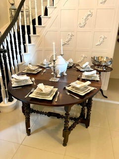Large Antique 17th Century Quality Oak Double Gate Leg Dining Table