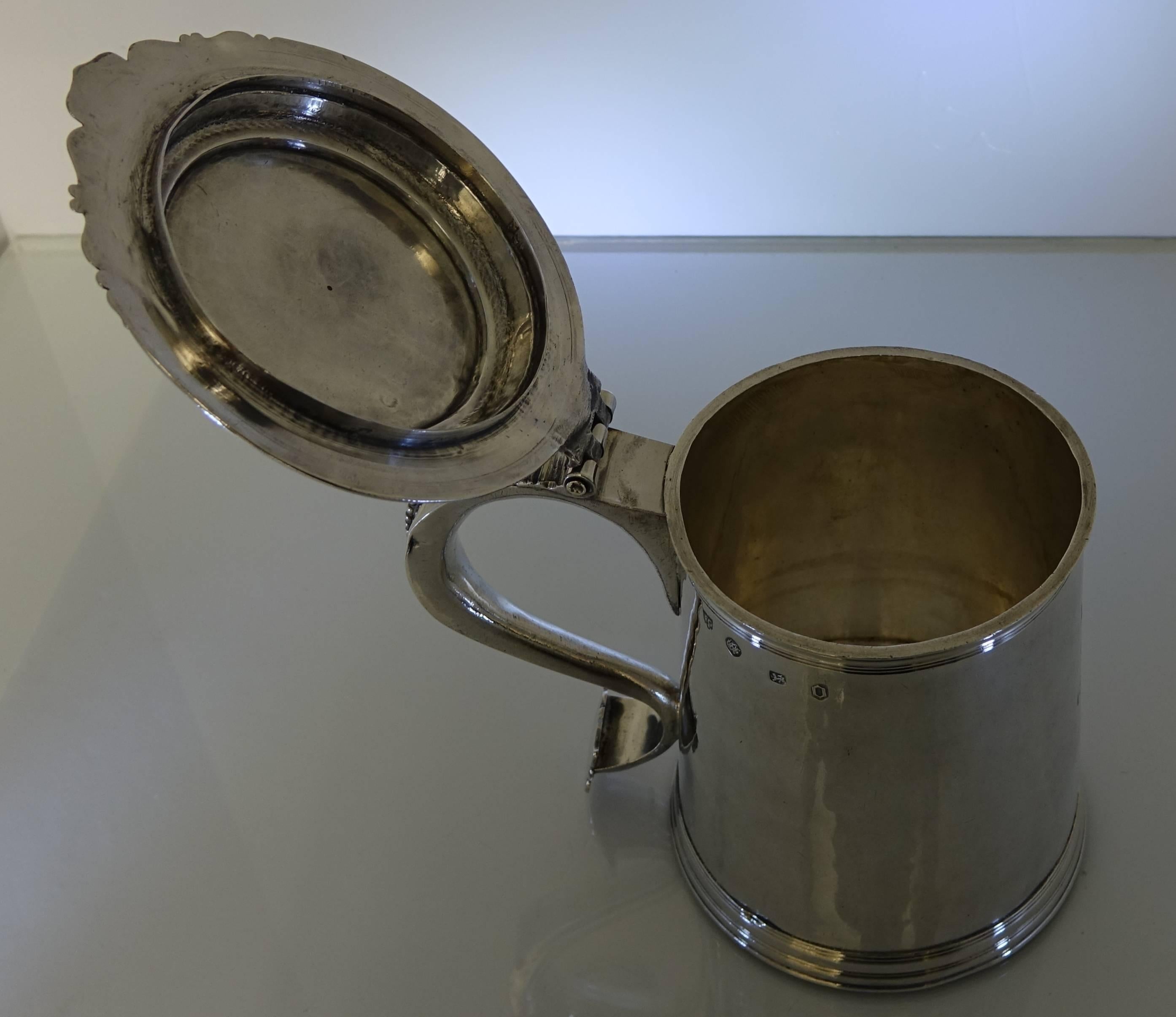 Late 17th Century Large Antique 17th Century Silver Tankard London, 1691, Francis Garthorne For Sale