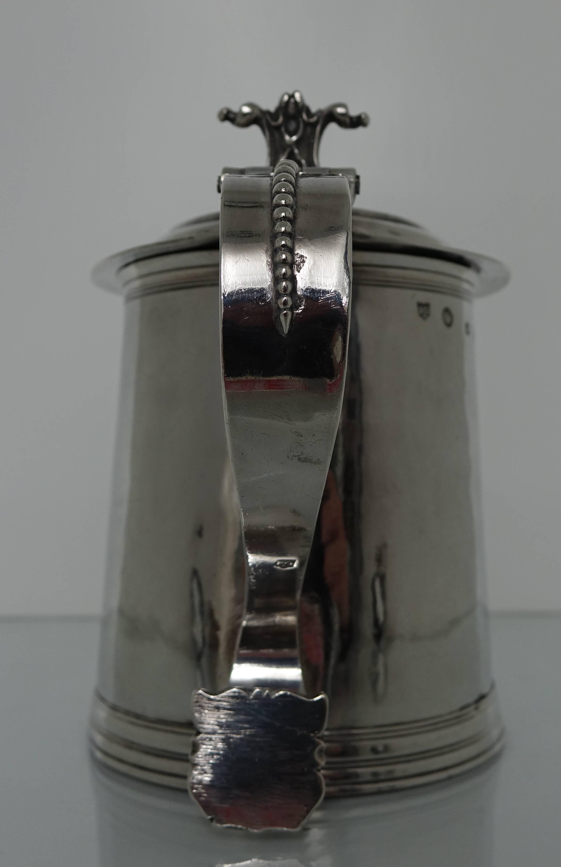 Large Antique 17th Century Silver Tankard London, 1691, Francis Garthorne For Sale 1