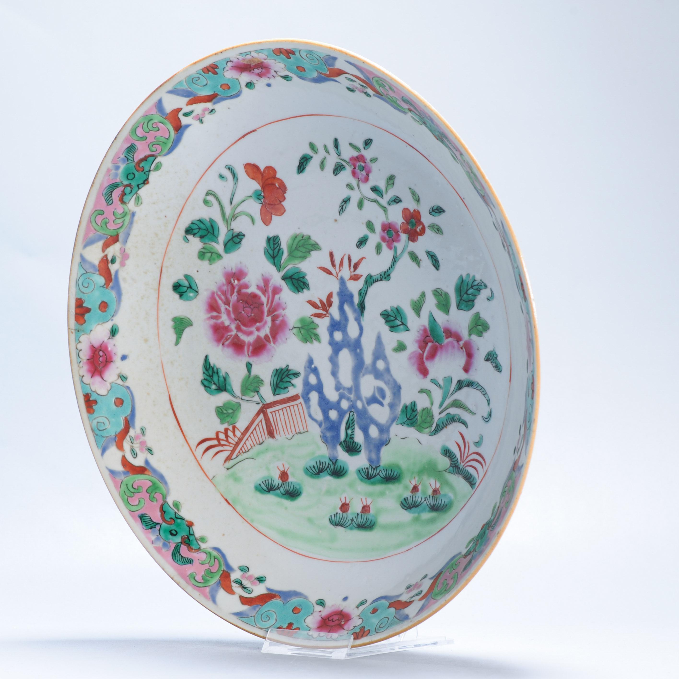Gran Cargador Antiguo 18C Qianlong periodo Porcelana China SE Asia Famille Rose Chino en venta