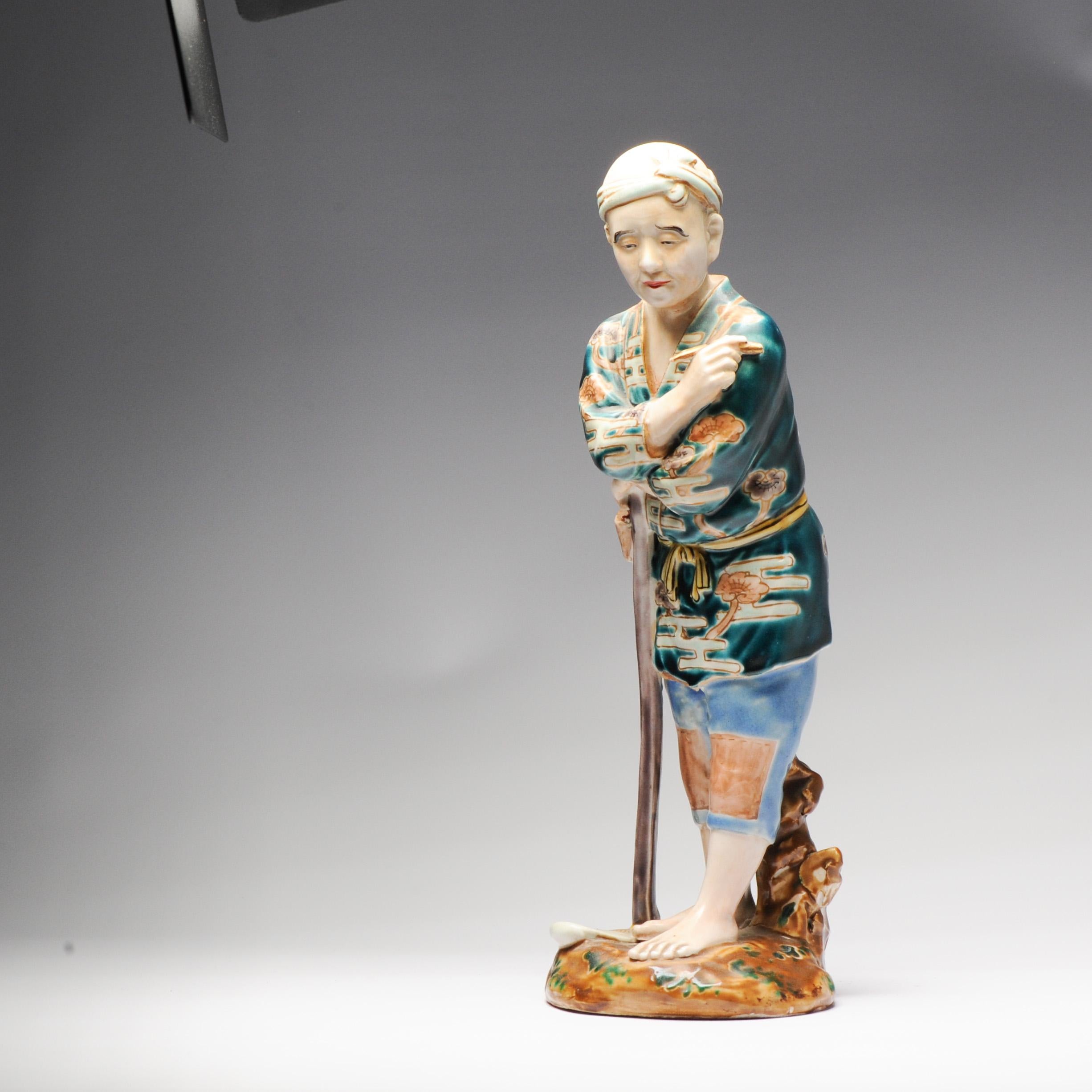 Large Antique 19th-20th C Meiji Japanese Kutani Statue of a Man, Figure For Sale 3