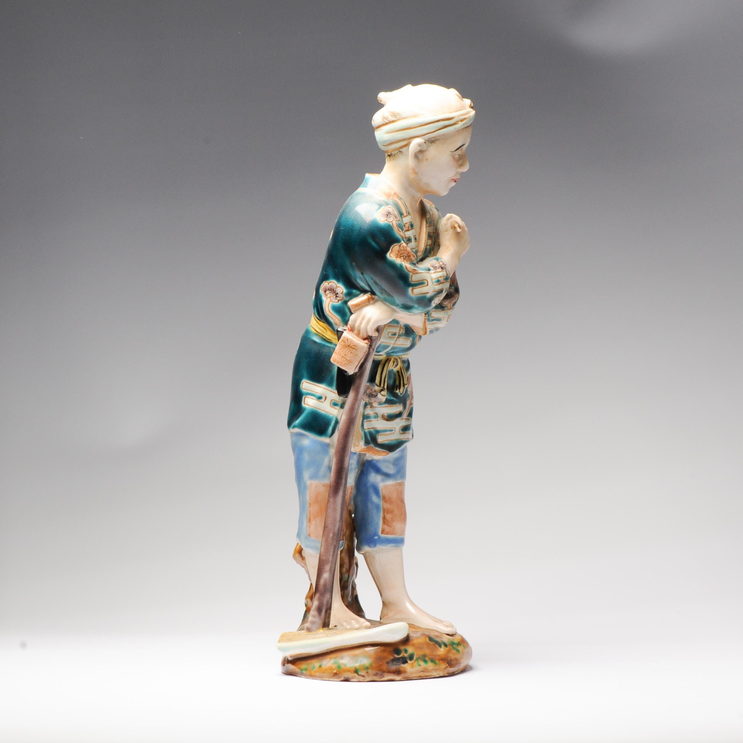 19th Century Large Antique 19th-20th C Meiji Japanese Kutani Statue of a Man, Figure For Sale