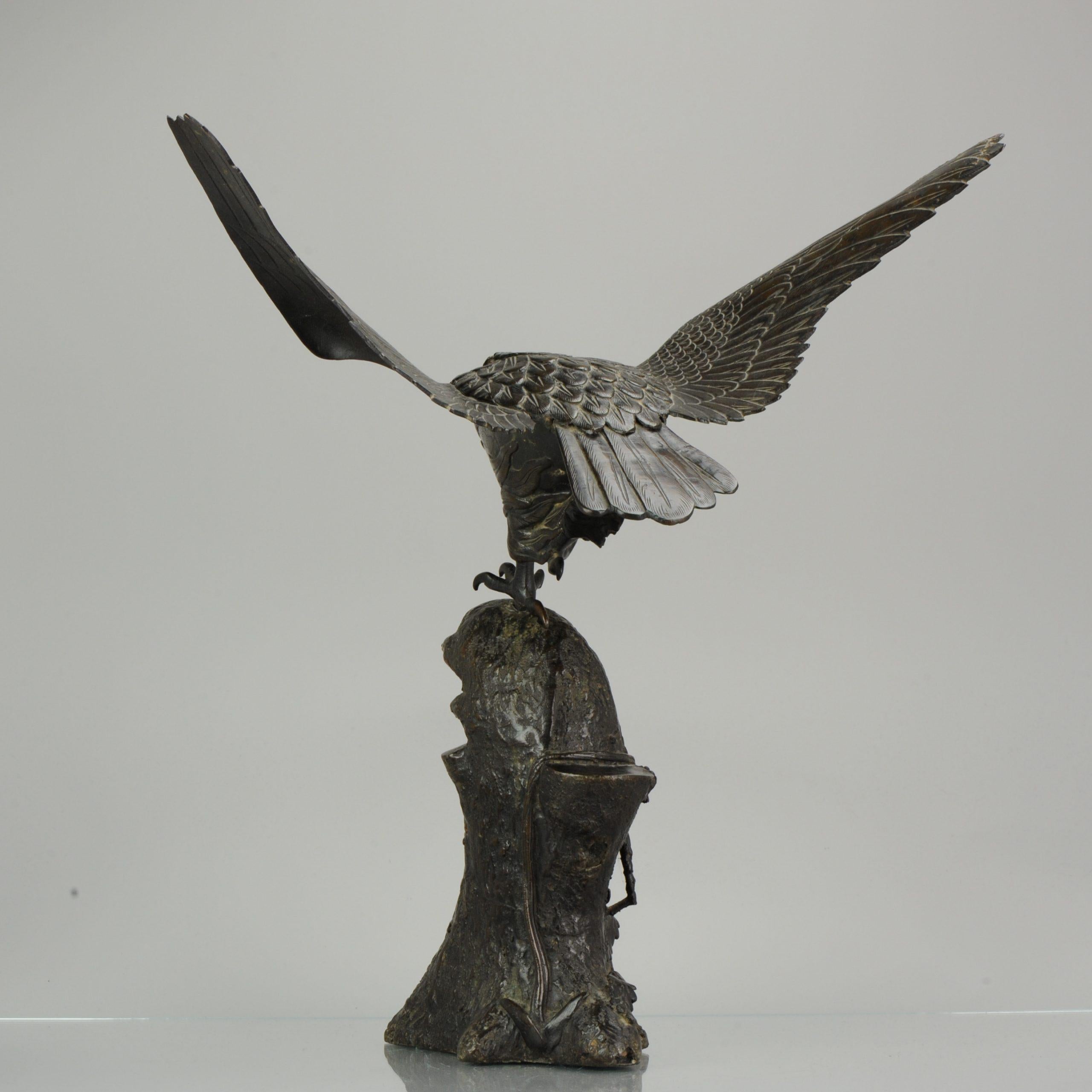 Large Antique 19th Century Statue Bronze Japan Meiji Period Eagle on Rock In Good Condition In Amsterdam, Noord Holland