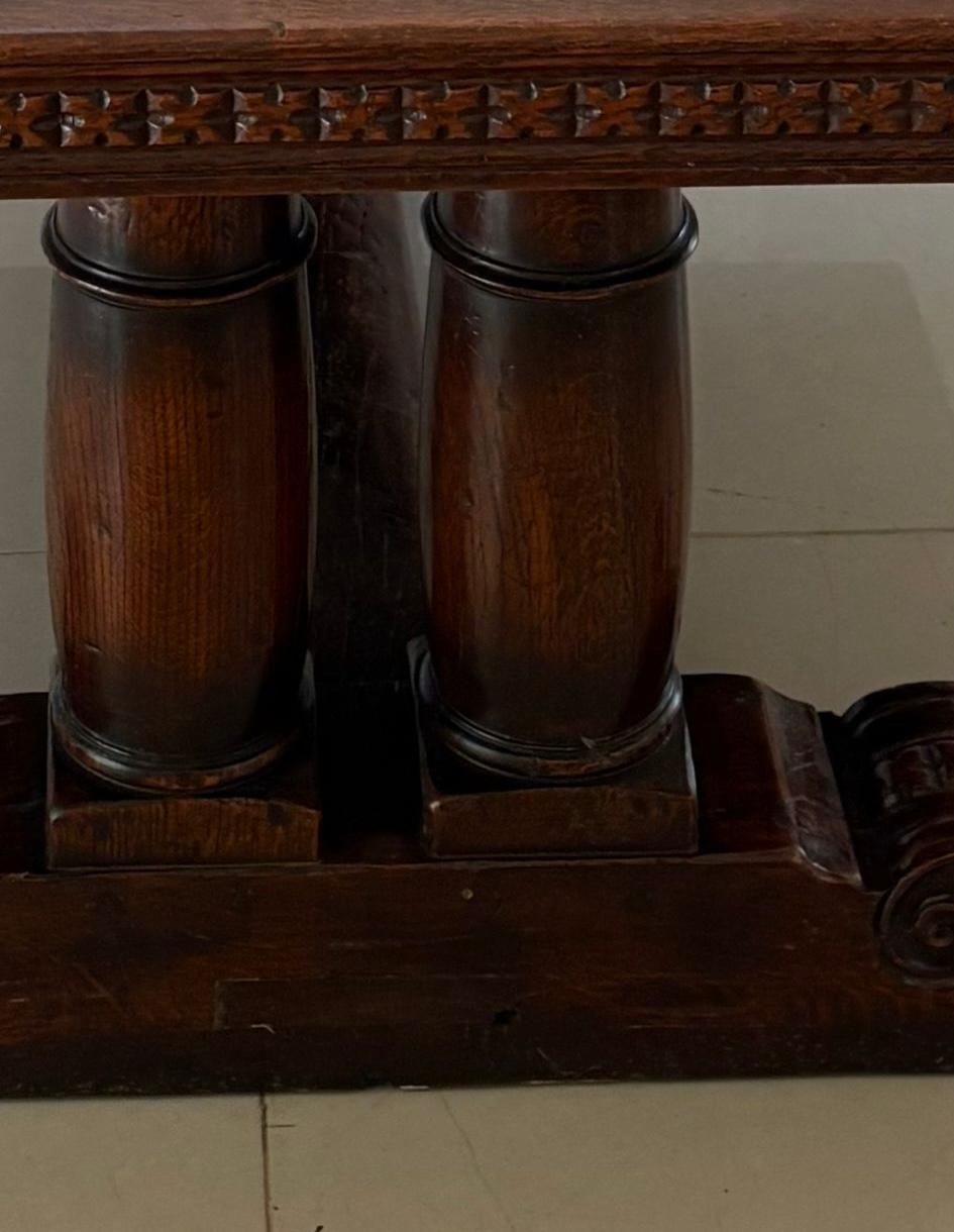 Large Antique 19th Century 12 Seater Quality Oak Refectory Dining Table In Good Condition For Sale In Suffolk, GB